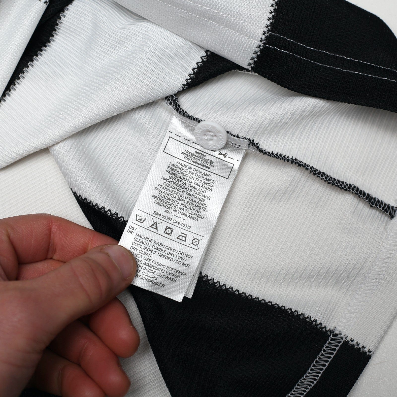 1995/97 Ginola #14 Newcastle United Retro adidas Football Shirt (XL)