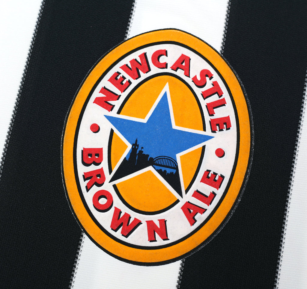 1995/97 GINOLA #14 Newcastle United Vintage adidas Home Football Shirt (S)