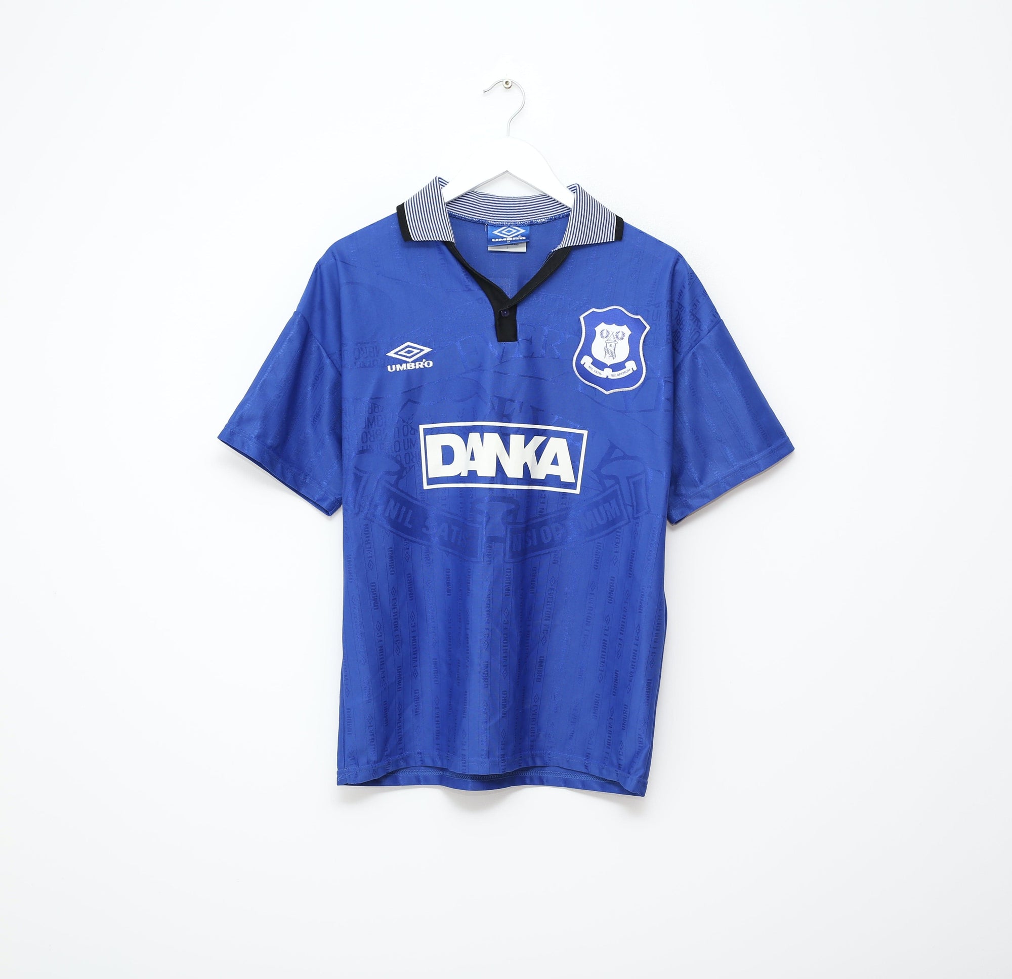 1995/97 KANCHELSKIS #17 Everton Vintage Umbro Home Football Shirt (M)