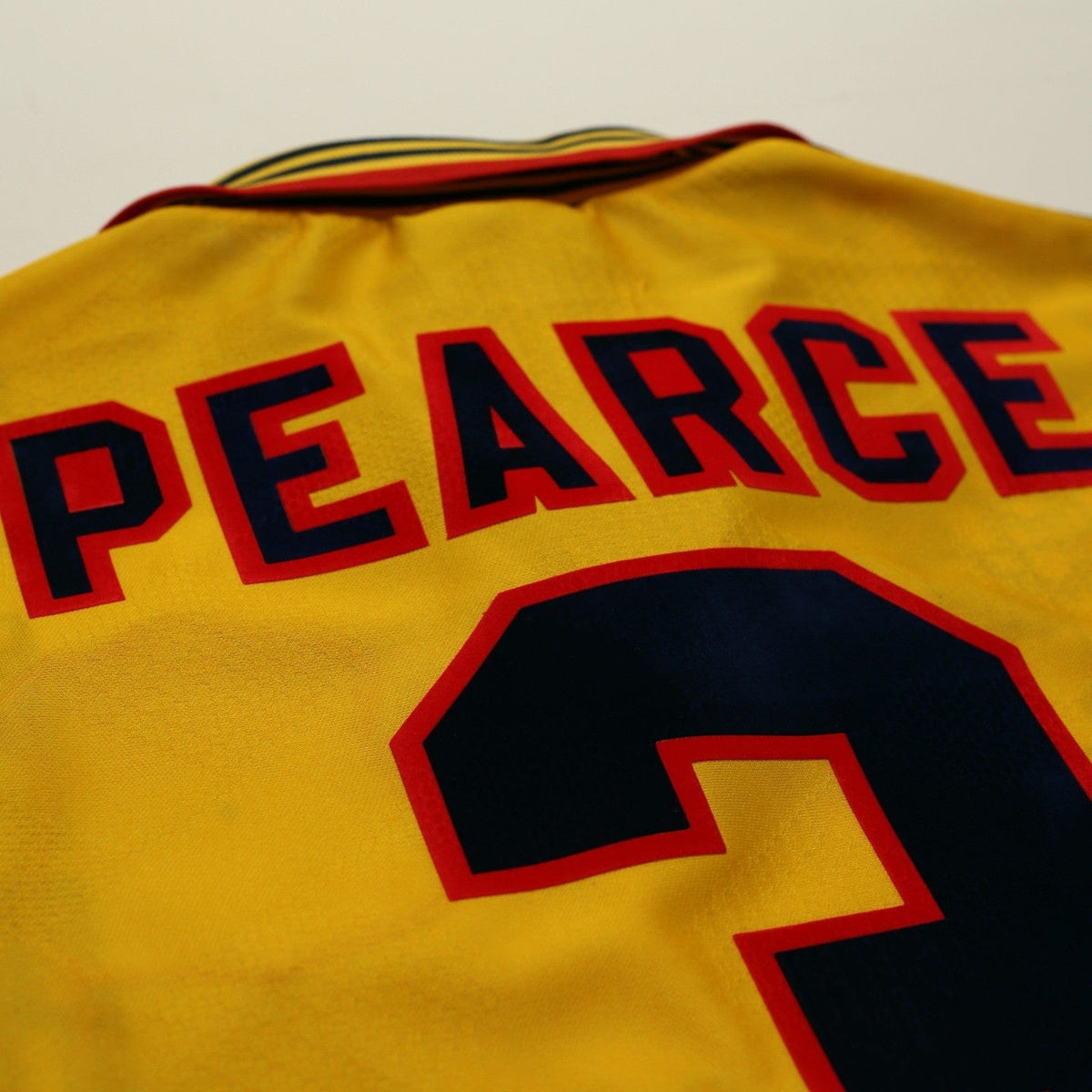 1995/97 Pearce #3 Nottingham Forest Vintage Away Football Shirt (L)