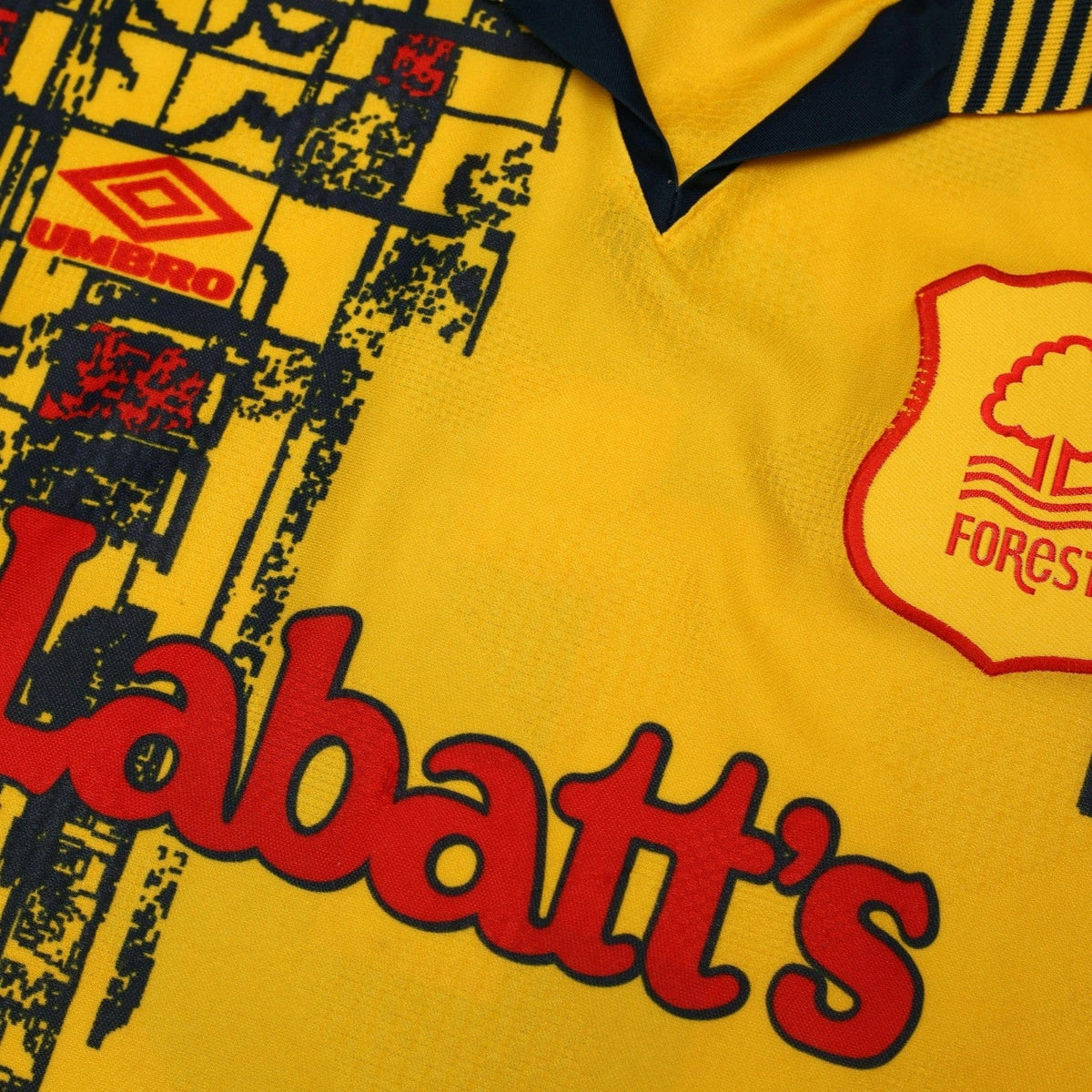 1995/97 Pearce #3 Nottingham Forest Vintage Away Football Shirt (L)
