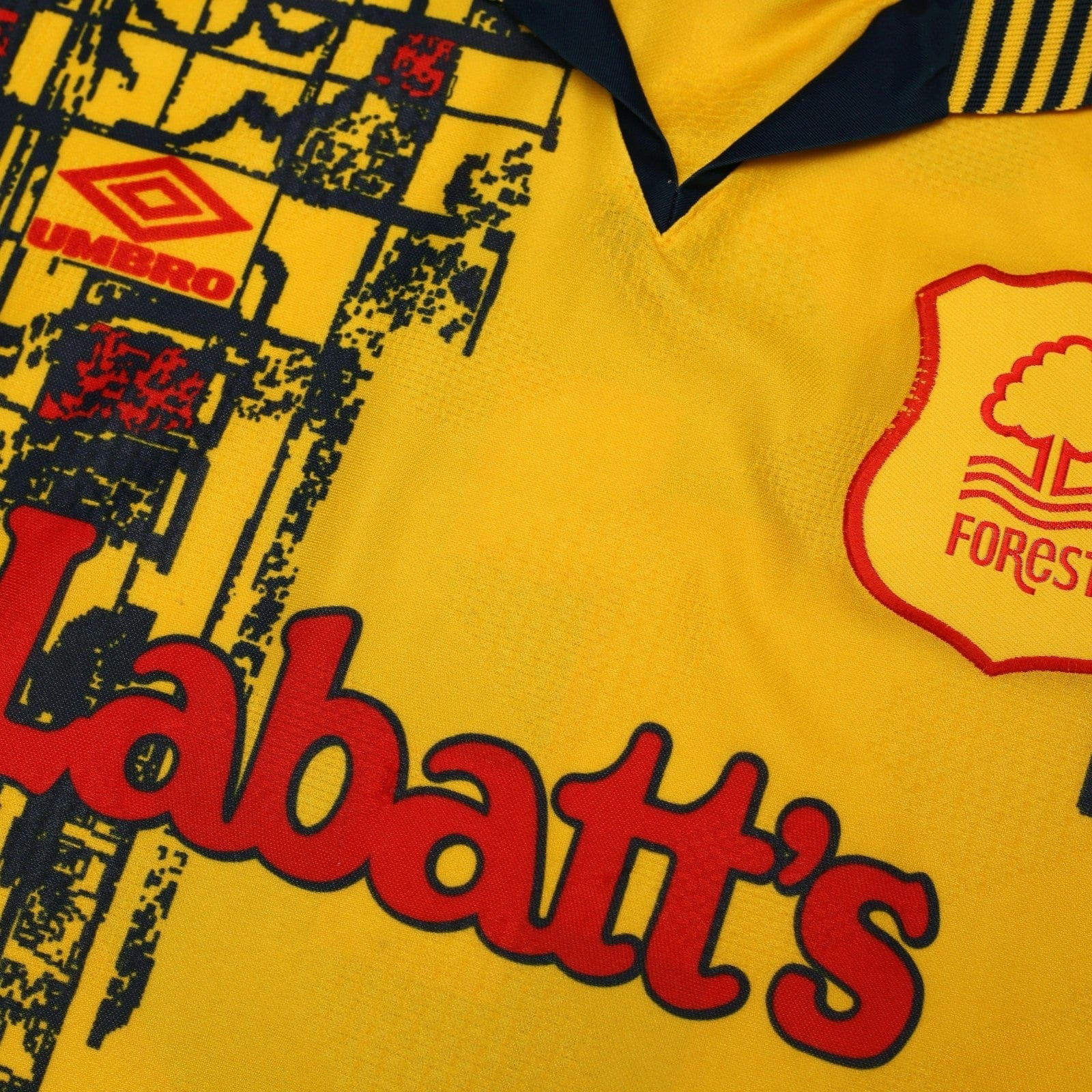 1995/97 Pearce #3 Nottingham Forest Vintage Away Football Shirt (L)