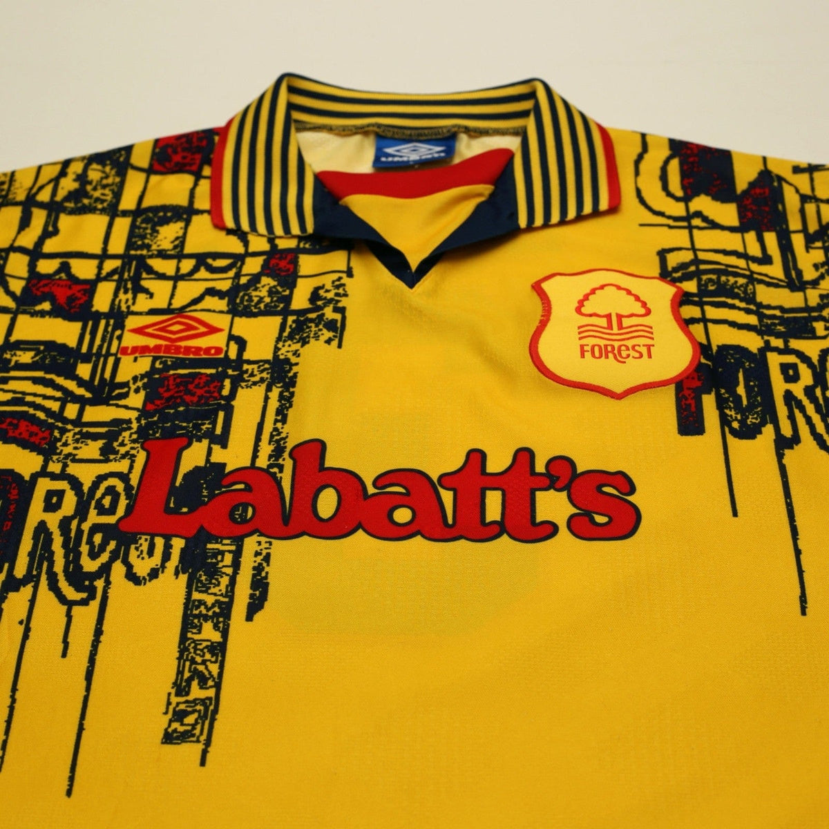 1995/97 Pearce #3 Nottingham Forest Vintage Away Football Shirt (L)