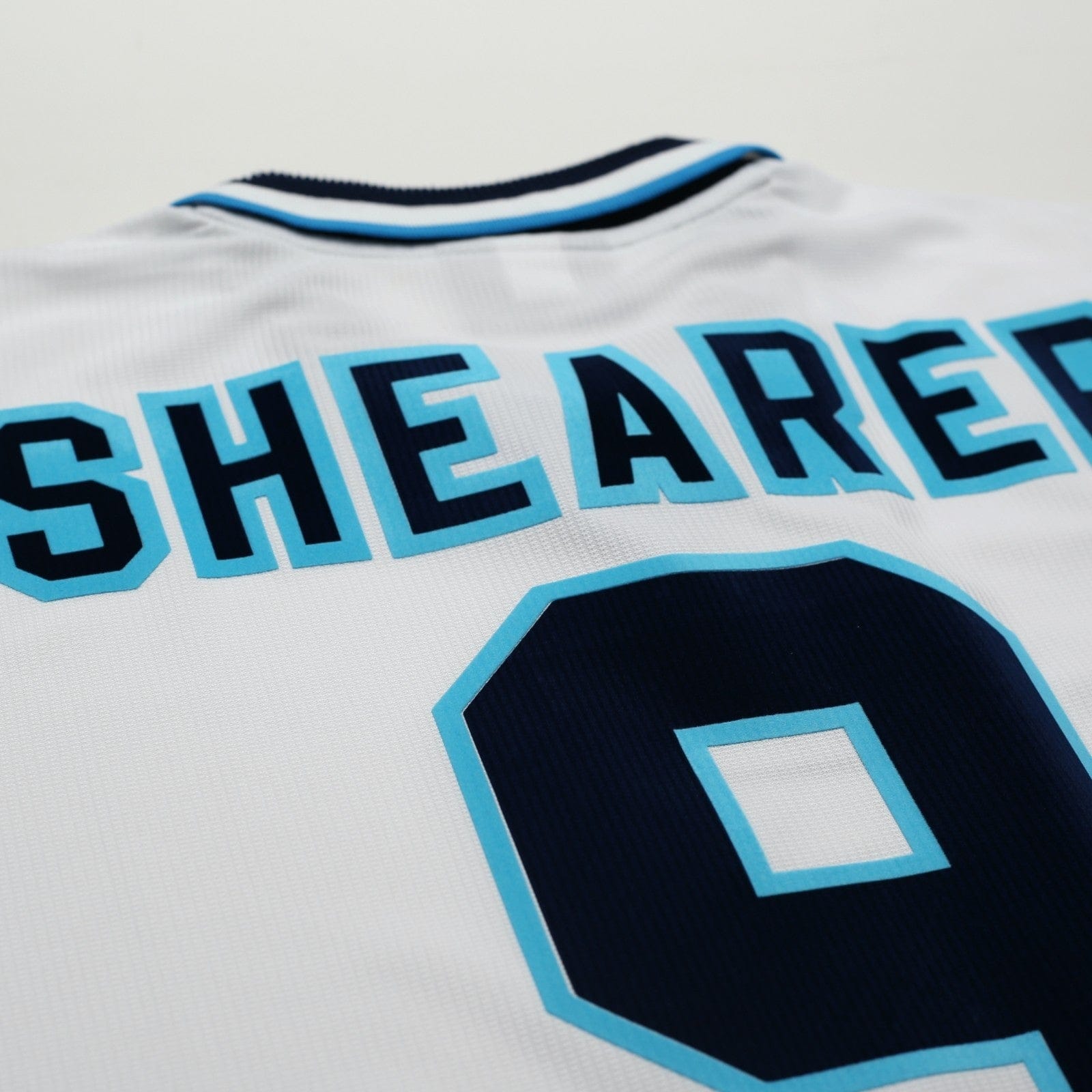 1995/97 Shearer #9 England Retro Umbro Football Shirt (L) Euro 96 Netherlands