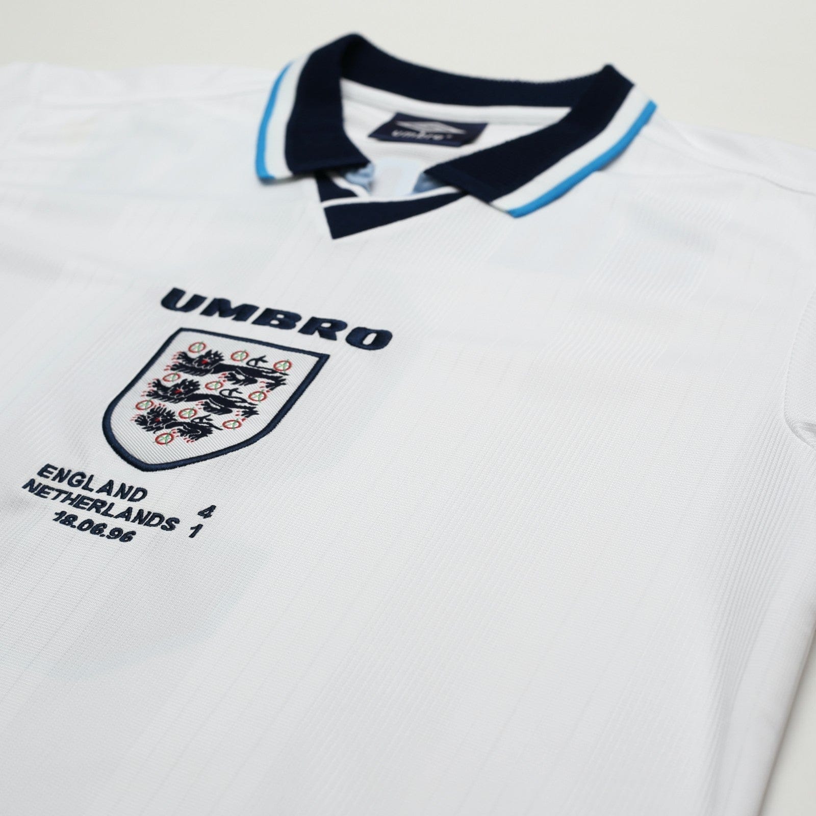 1995/97 Shearer #9 England Retro Umbro Football Shirt (L) Euro 96 Netherlands