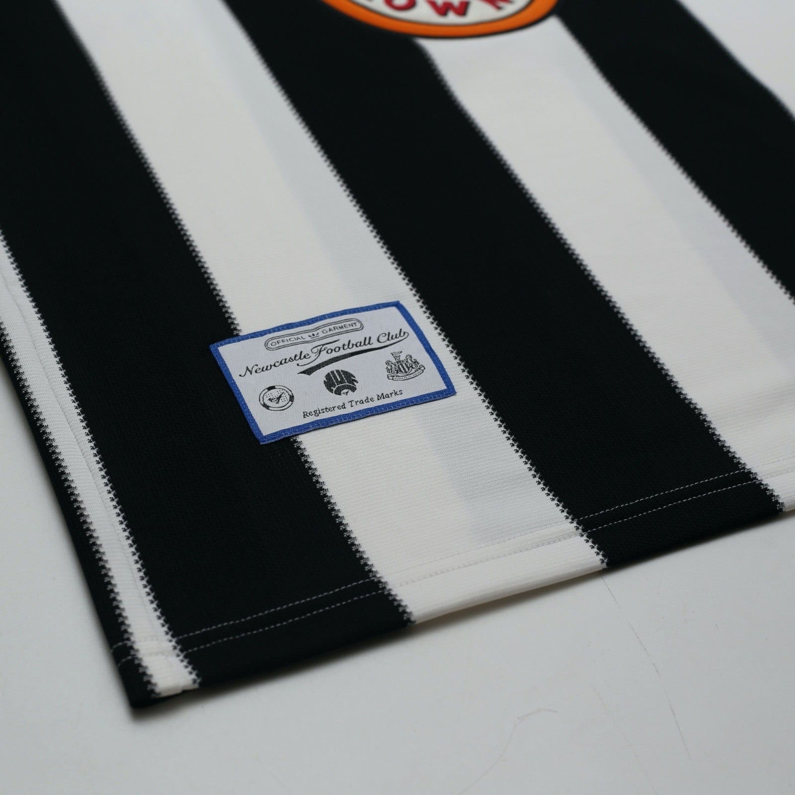1995/97 Shearer #9 Newcastle United Retro adidas Football Shirt (S) BNWT