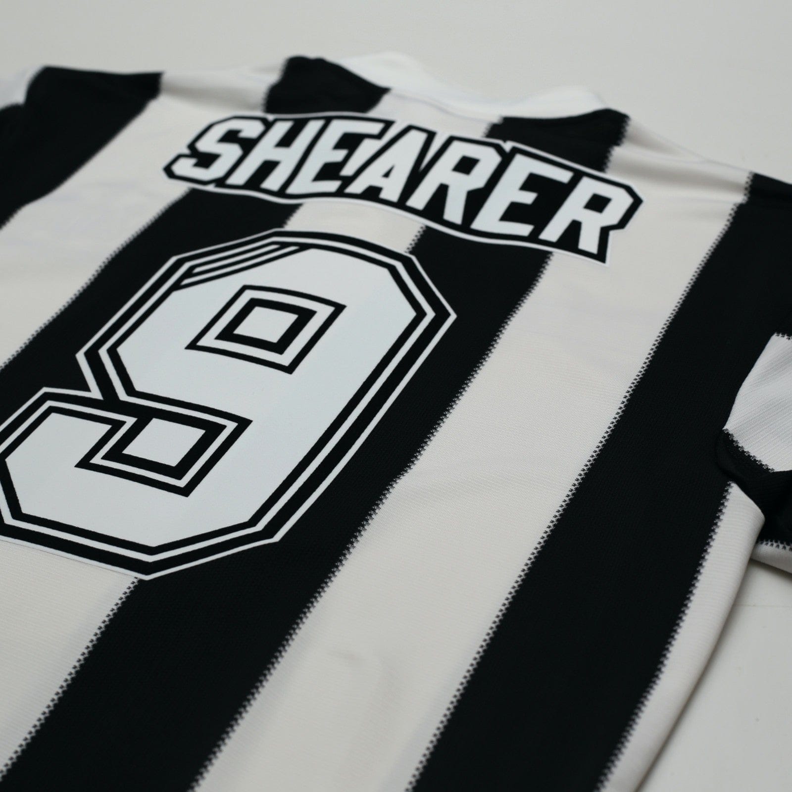 1995/97 Shearer #9 Newcastle United Retro adidas Football Shirt (S) BNWT