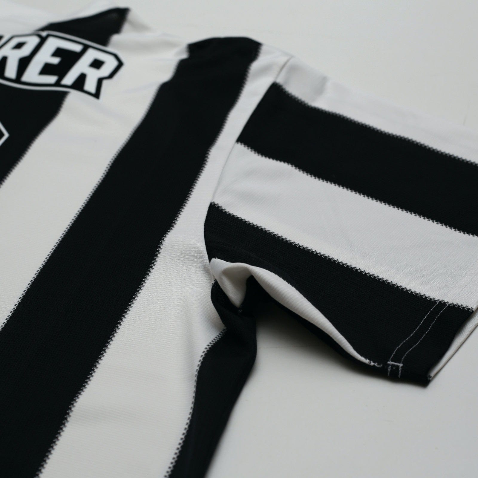 1995/97 Shearer #9 Newcastle United Retro adidas Football Shirt (XXL)