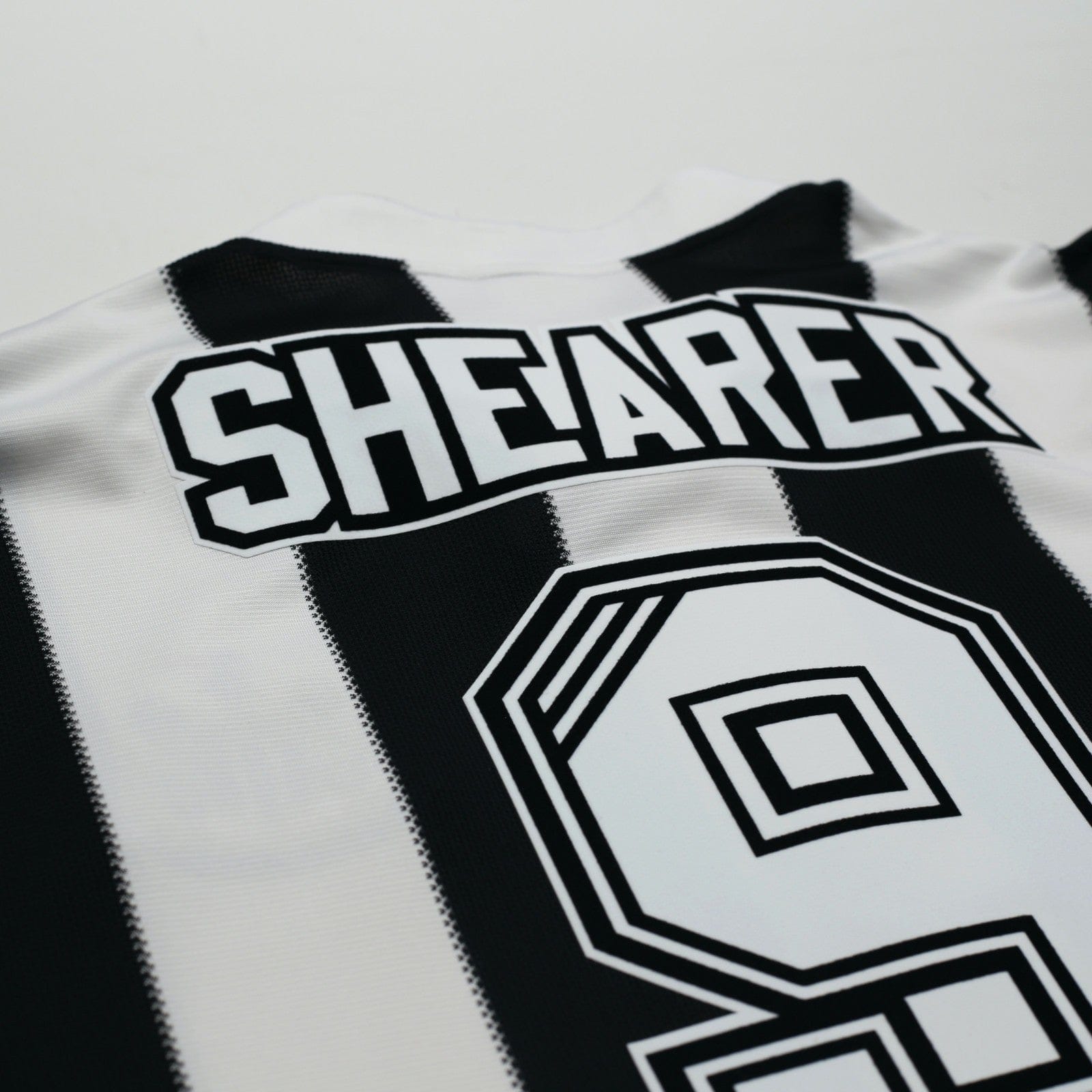 1995/97 Shearer #9 Newcastle United Retro adidas Football Shirt (XXL)
