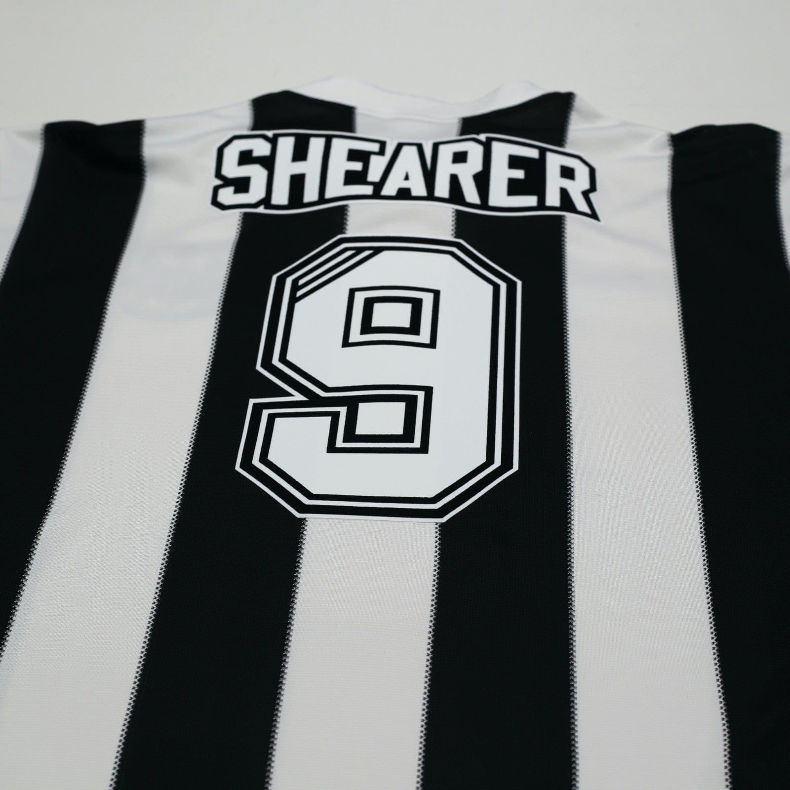 1995/97 Shearer #9 Newcastle United Retro adidas Football Shirt (XXL)