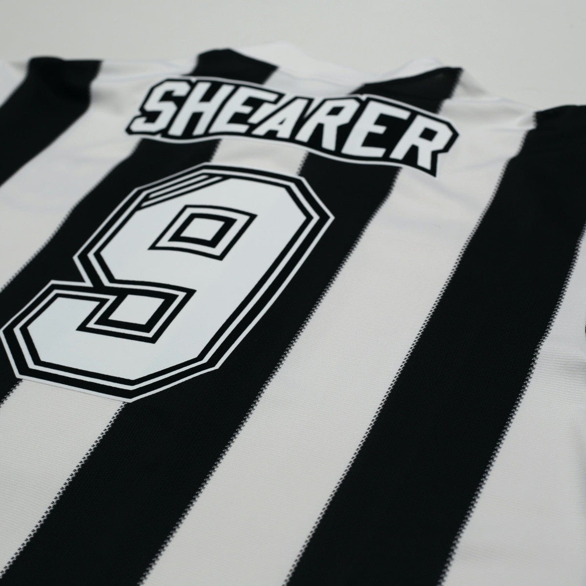 1995/97 Shearer #9 Newcastle United Retro adidas Football Shirt (XXL)