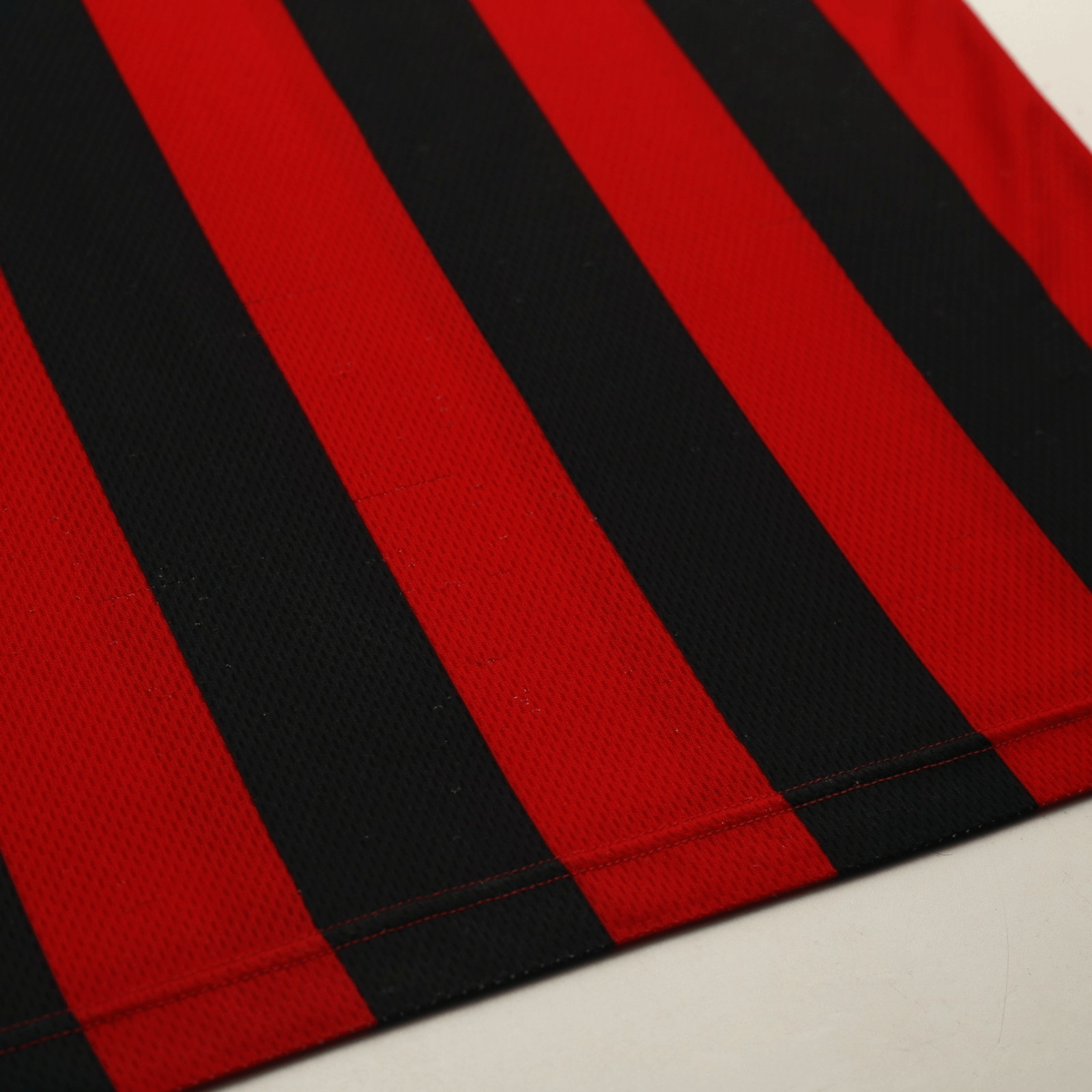 1996/97 AC Milan Vintage Lotto Home Football Shirt (L)
