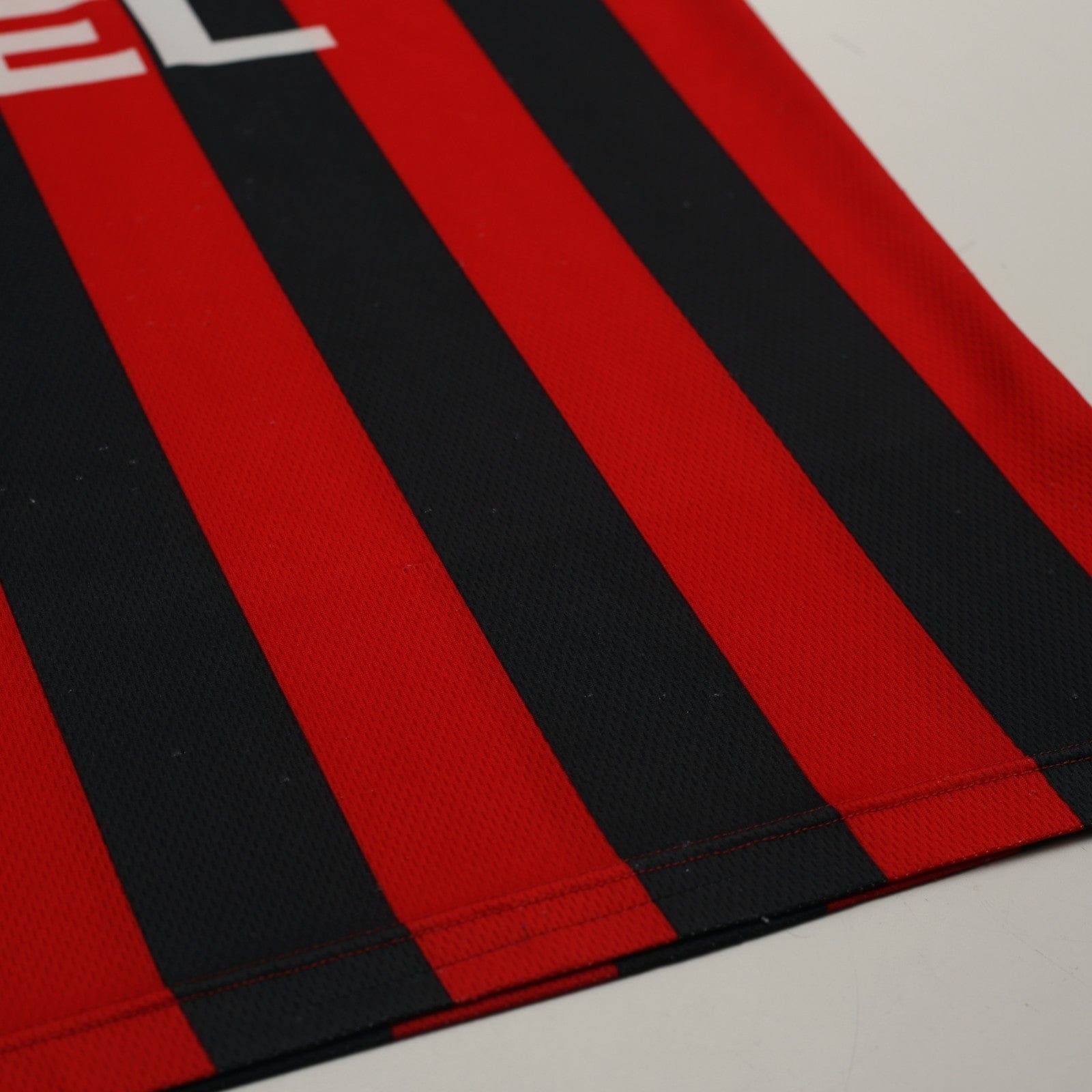 1996/97 AC Milan Vintage Lotto Home Football Shirt (L)