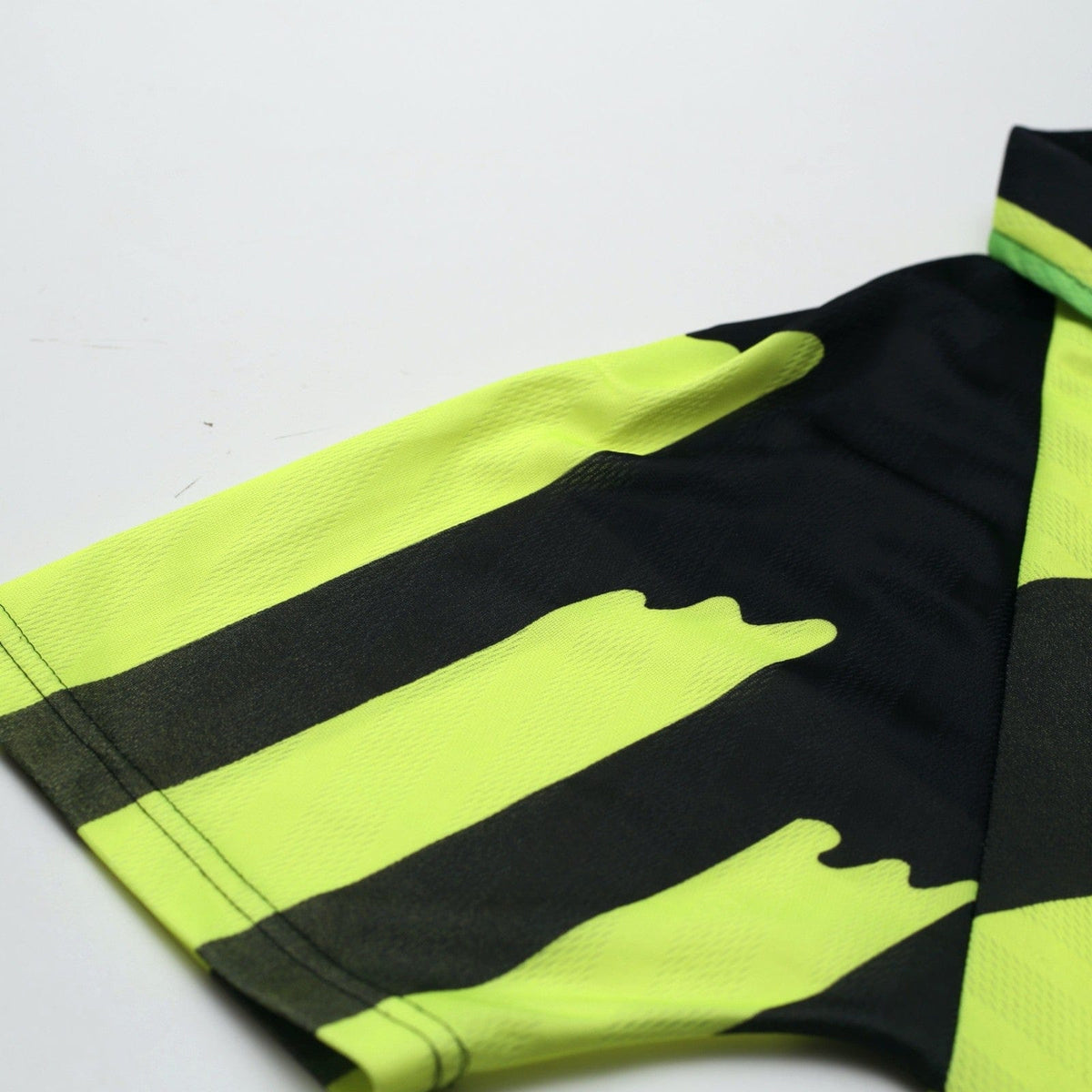 1996/97 Cadete #11 Celtic Vintage Umbro Away Football Shirt (M)