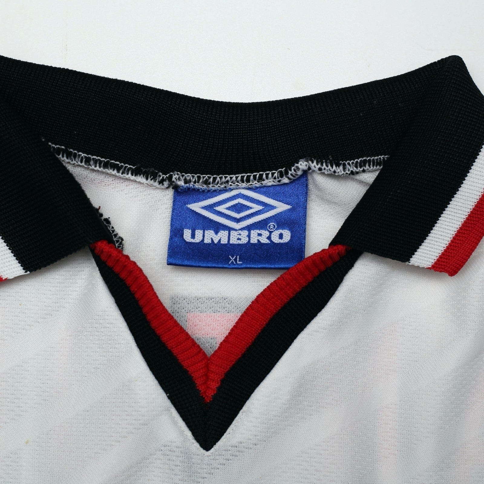 1996/97 Cantona #7 Manchester United Vintage Umbro Away Football Shirt (XL)