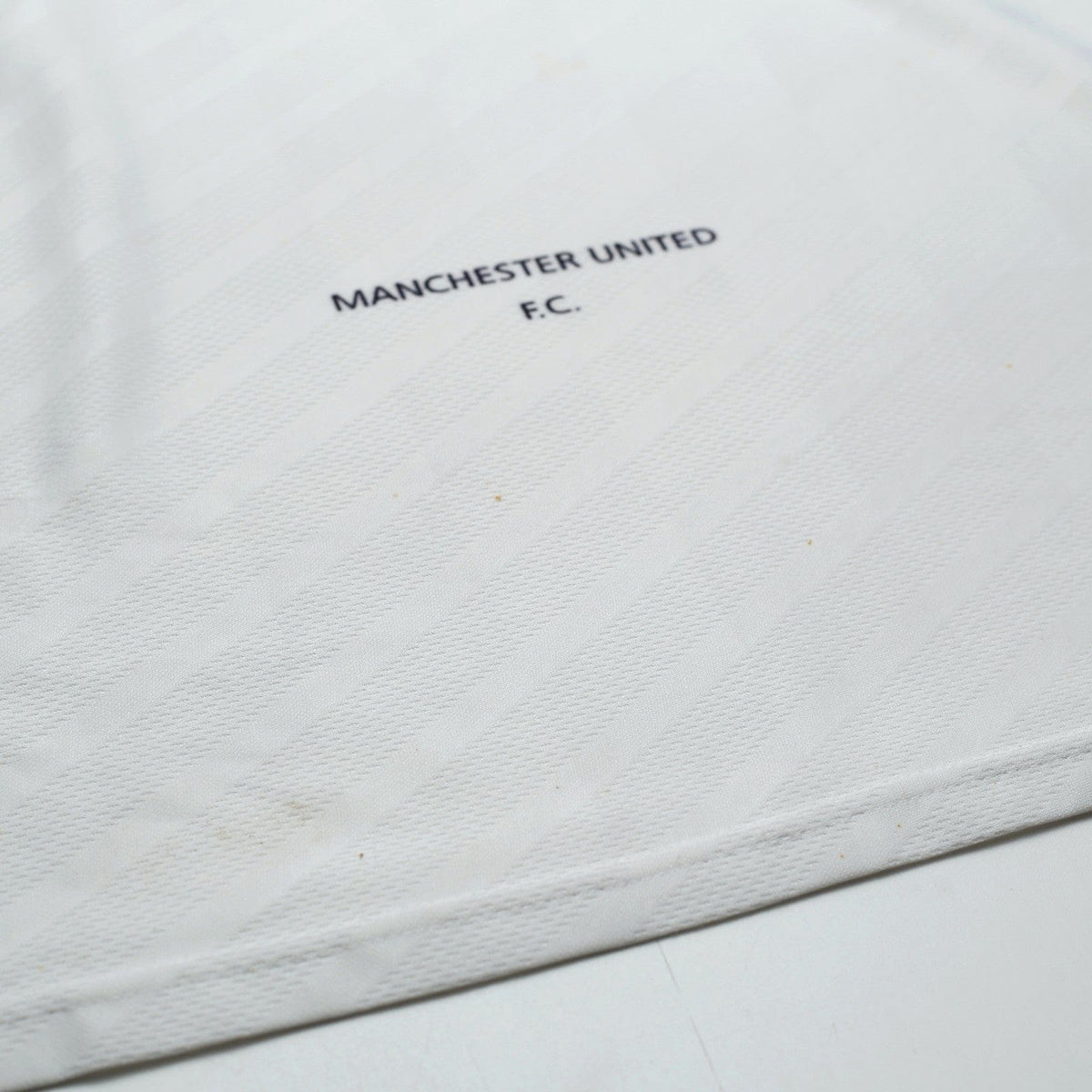 1996/97 Cantona #7 Manchester United Vintage Umbro Away Football Shirt (XL)