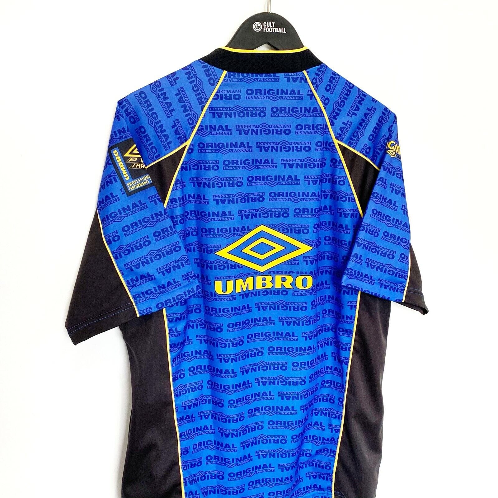 1996/97 CANTONA Vintage Umbro Training Football Shirt (L) MANCHESTER UNITED