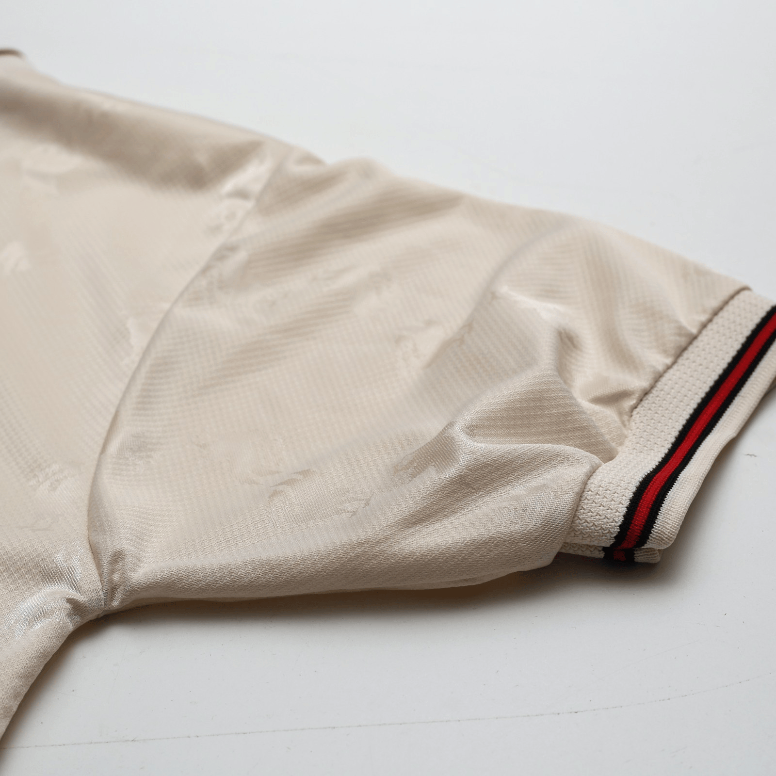 1996/97 Fowler #9 Liverpool Vintage Reebok Away Football Shirt (S) 34/36