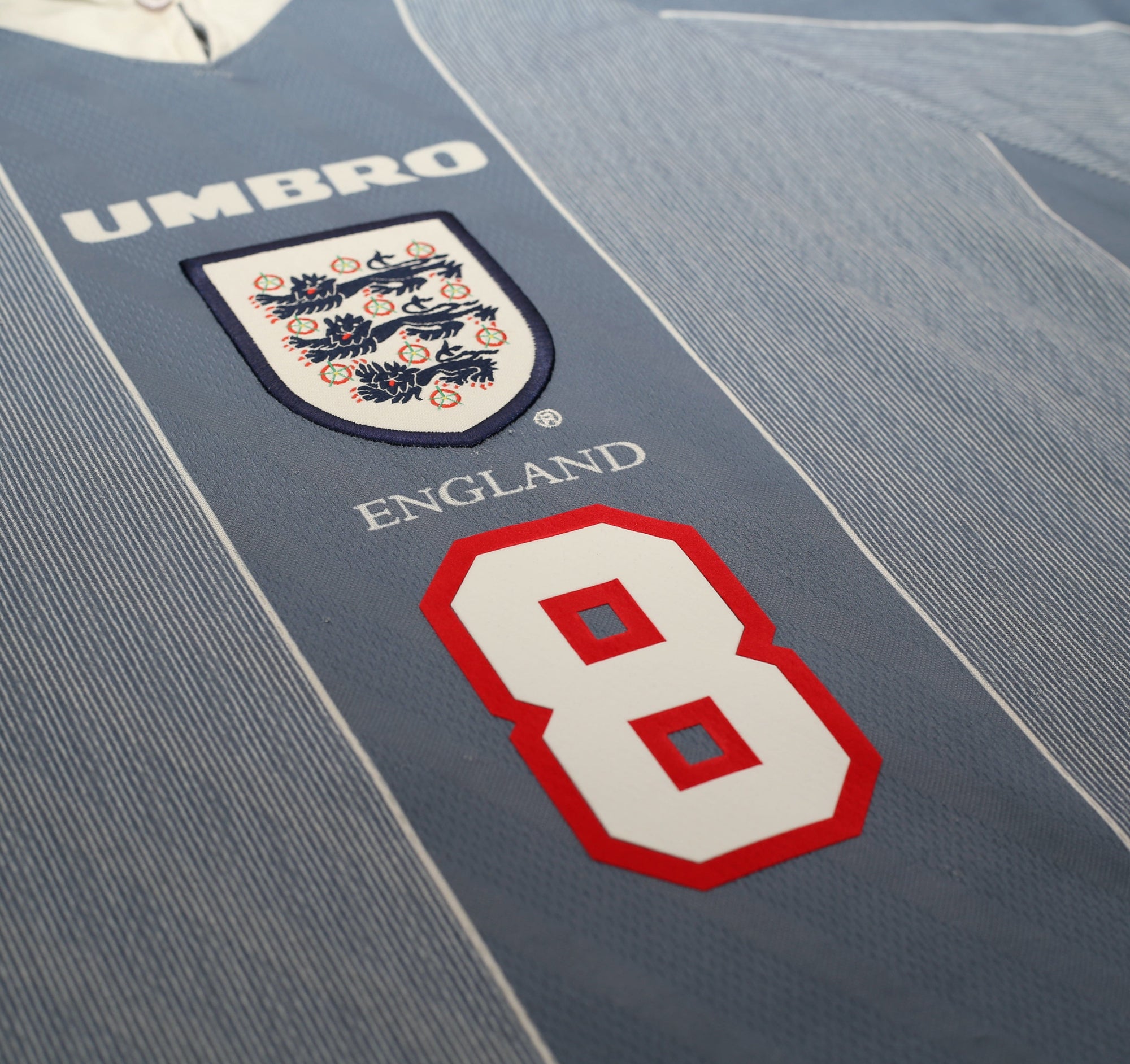 1996/97 GASCOIGNE #8 England Vintage Umbro Away Football Shirt (L)