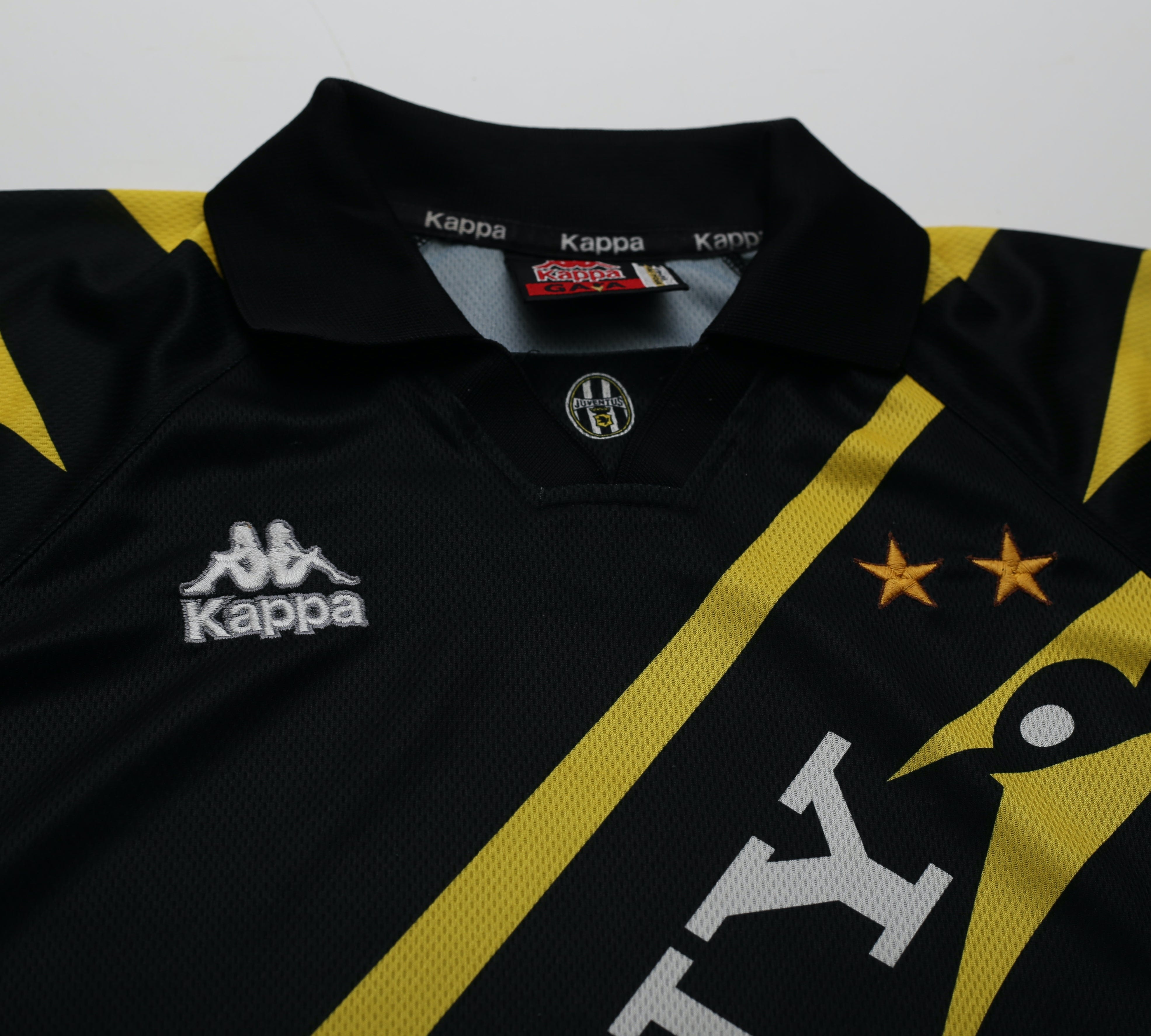 1996/97 Vintage Juventus third shirt | Size M | Classic Kappa kit