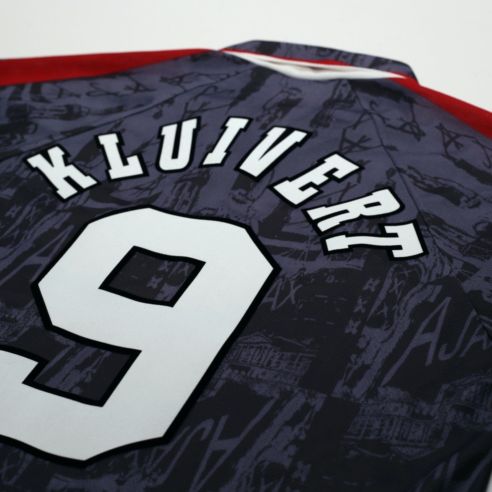 1996/97 Kluivert #9 Ajax Vintage Umbro Away Football Shirt (M)