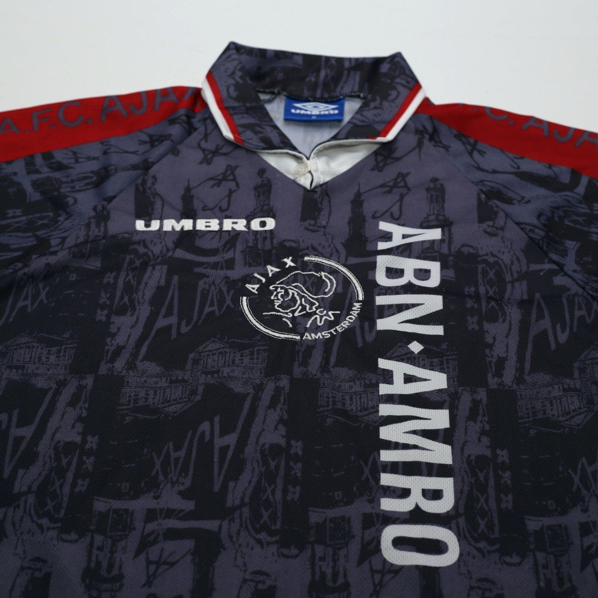 1996/97 Kluivert #9 Ajax Vintage Umbro Away Football Shirt (M)