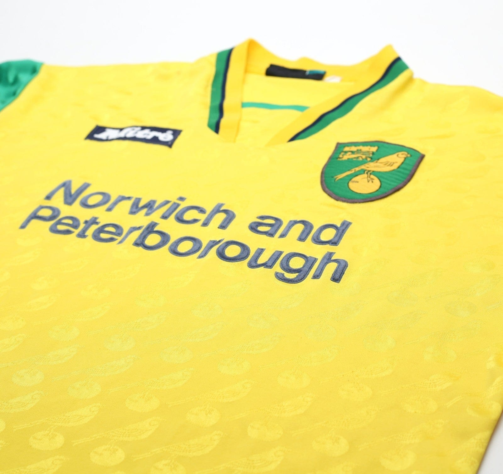 1996/97 NORWICH CITY Vintage Mitre Home Football Shirt (L)