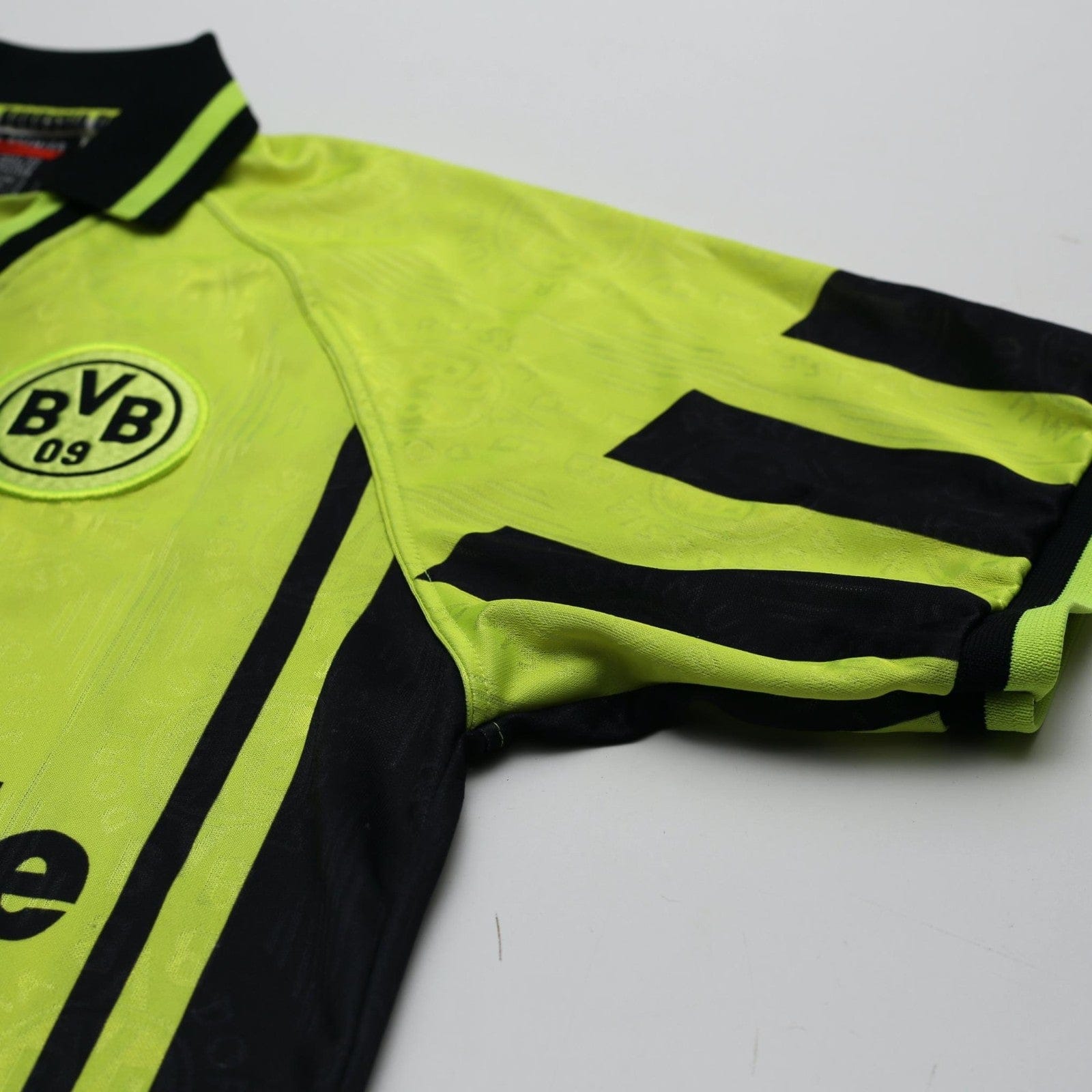 1996/97 Sammer #6 Borussia Dortmund Vintage Nike Home Football Shirt (L)