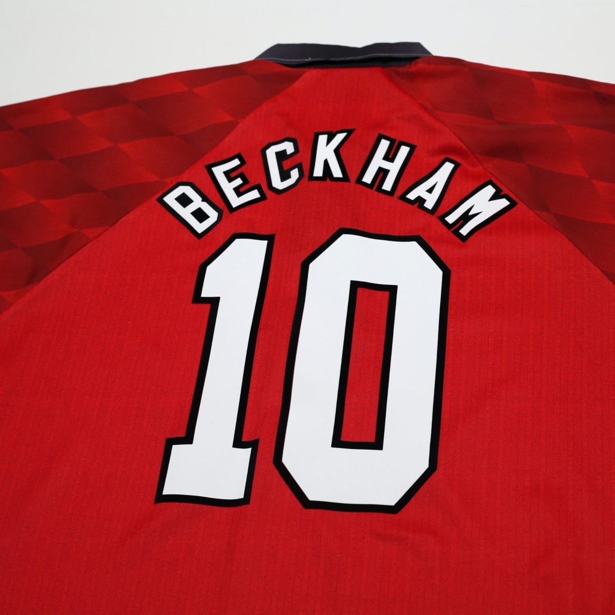 1996/98 Beckham #10 Manchester United Vintage Umbro Home Football Shirt (L)