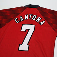 1996/98 Cantona #7 Manchester United Vintage Umbro Home Football Shirt (S)
