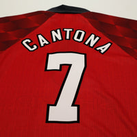 1996/98 Cantona #7 Manchester United Vintage Umbro Home Football Shirt (S)