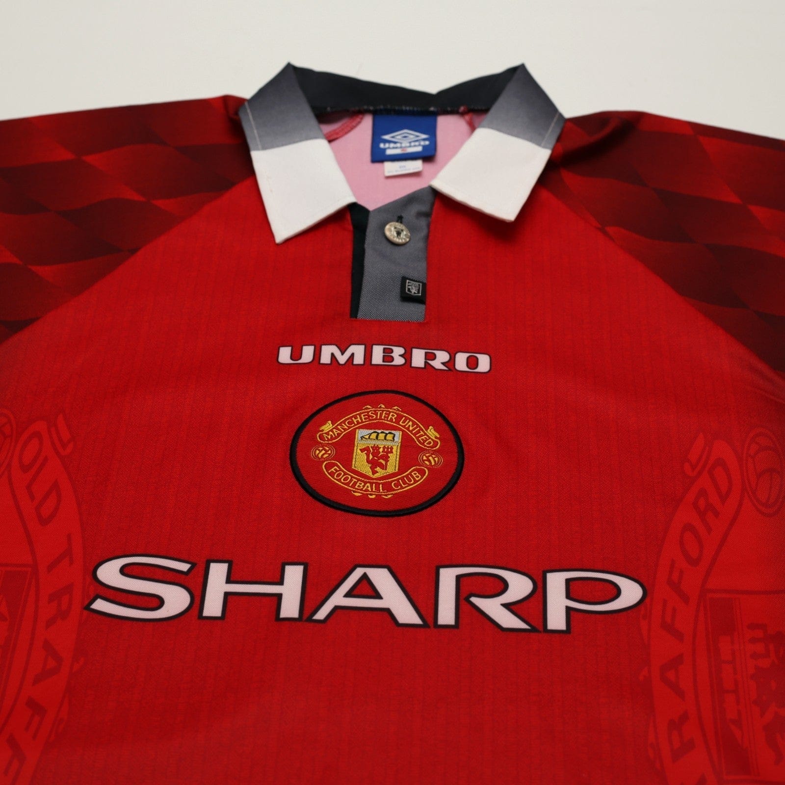 1996/98 Cantona #7 Manchester United Vintage Umbro Home Football Shirt (S)