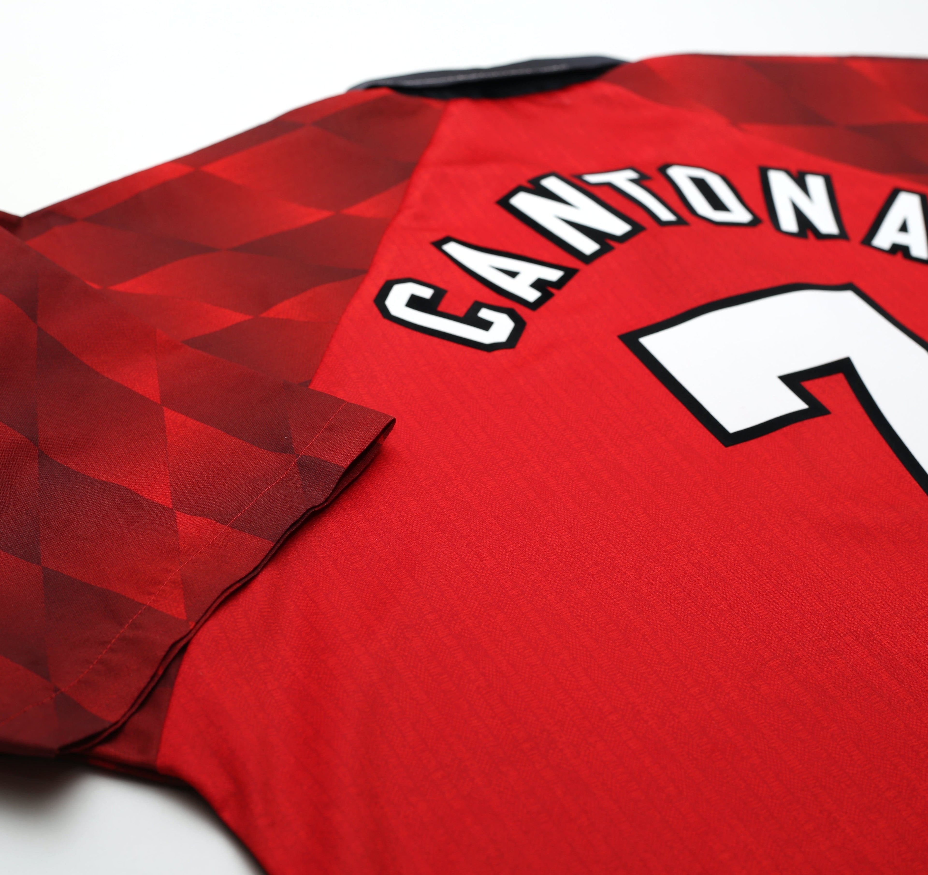 1996/98 CANTONA #7 Manchester United Vintage Umbro Home Football Shirt (XL)