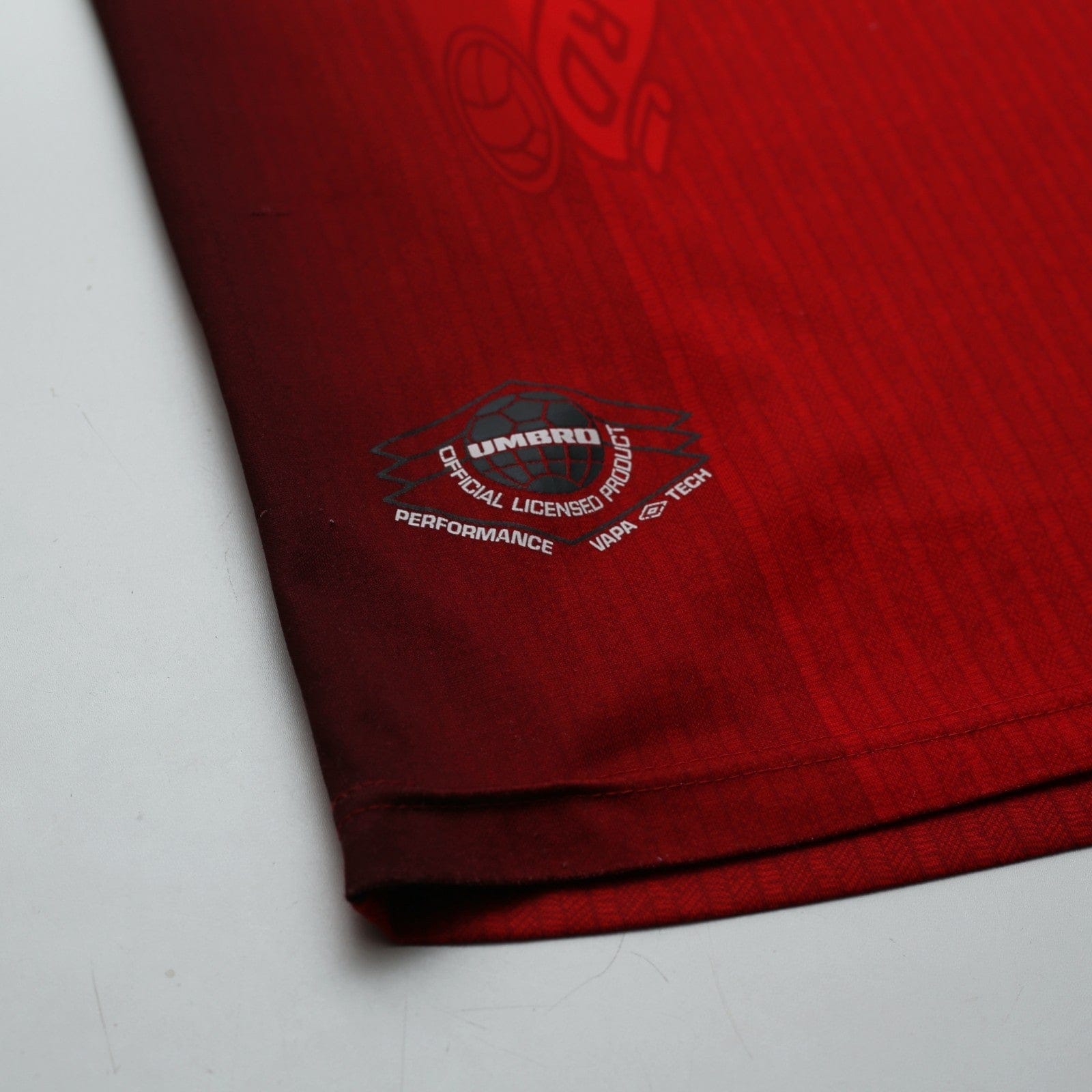 1996/98 Cantona #7 Manchester United Vintage Umbro Home Football Shirt (XL)