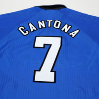 1996/98 Cantona #7 Manchester United Vintage Umbro Third Football Shirt (M)