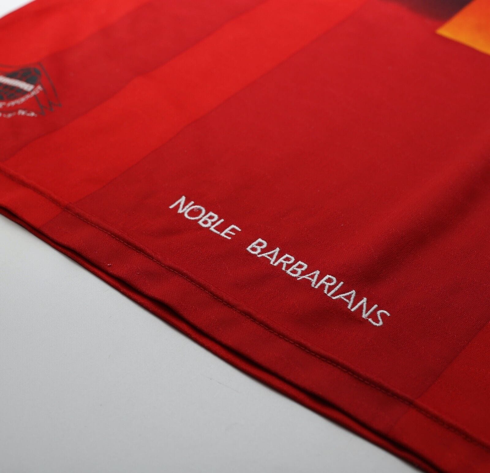 1996/98 GRAMPUS EIGHT Vintage Umbro Home Football Shirt (S/M)