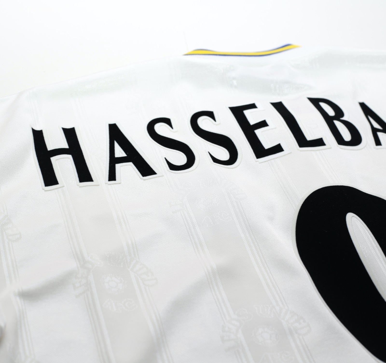 1996/98 HASSELBAINK #9 Leeds United Vintage PUMA Home Football Shirt (L)