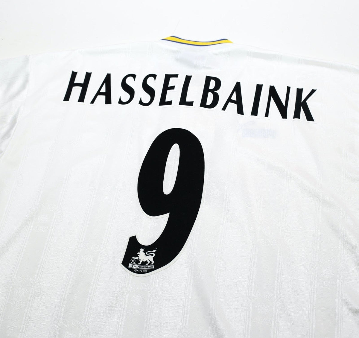 1996/98 HASSELBAINK #9 Leeds United Vintage PUMA Home Football Shirt (L)