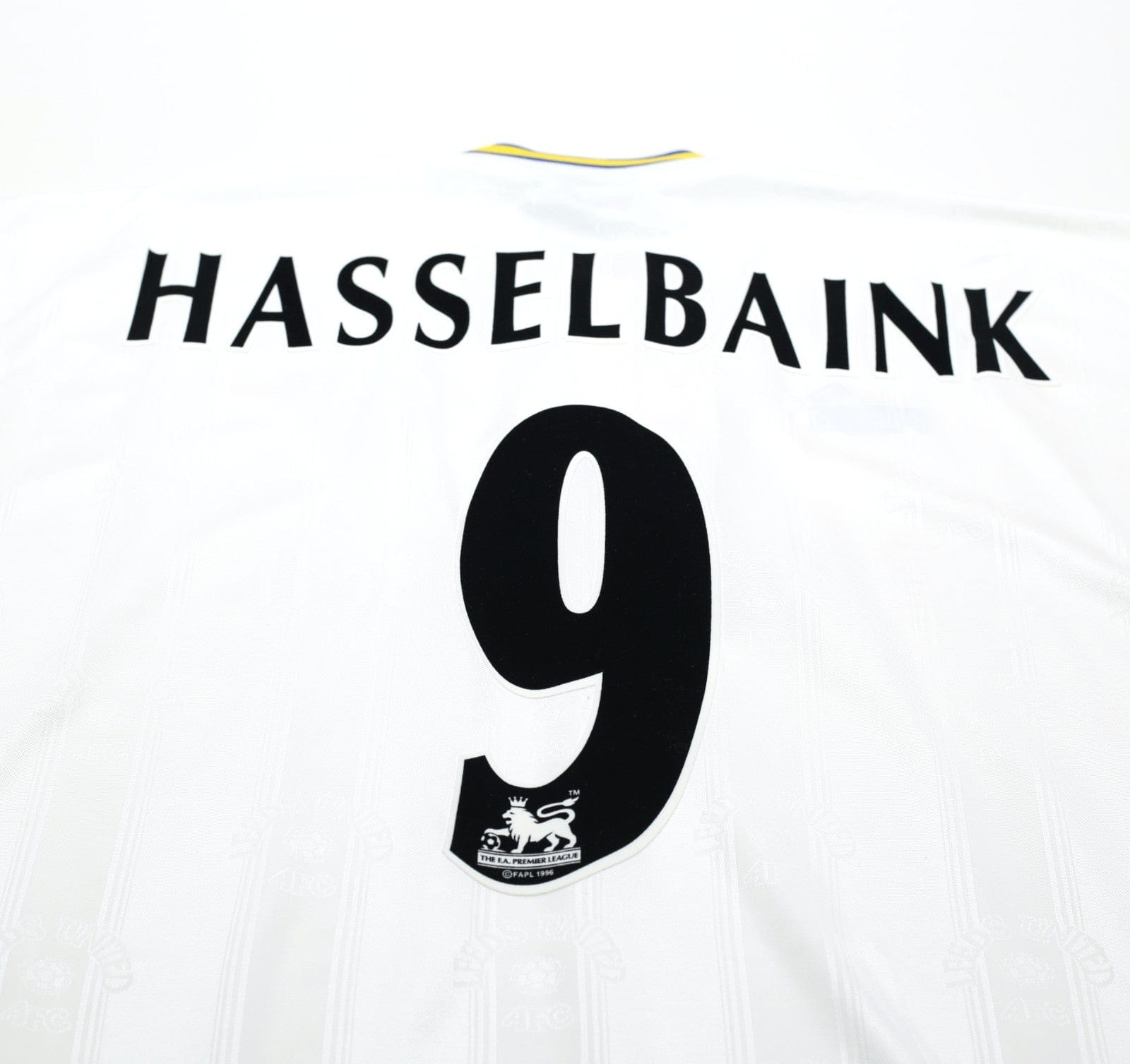 1996/98 HASSELBAINK #9 Leeds United Vintage PUMA Home Football Shirt (L)