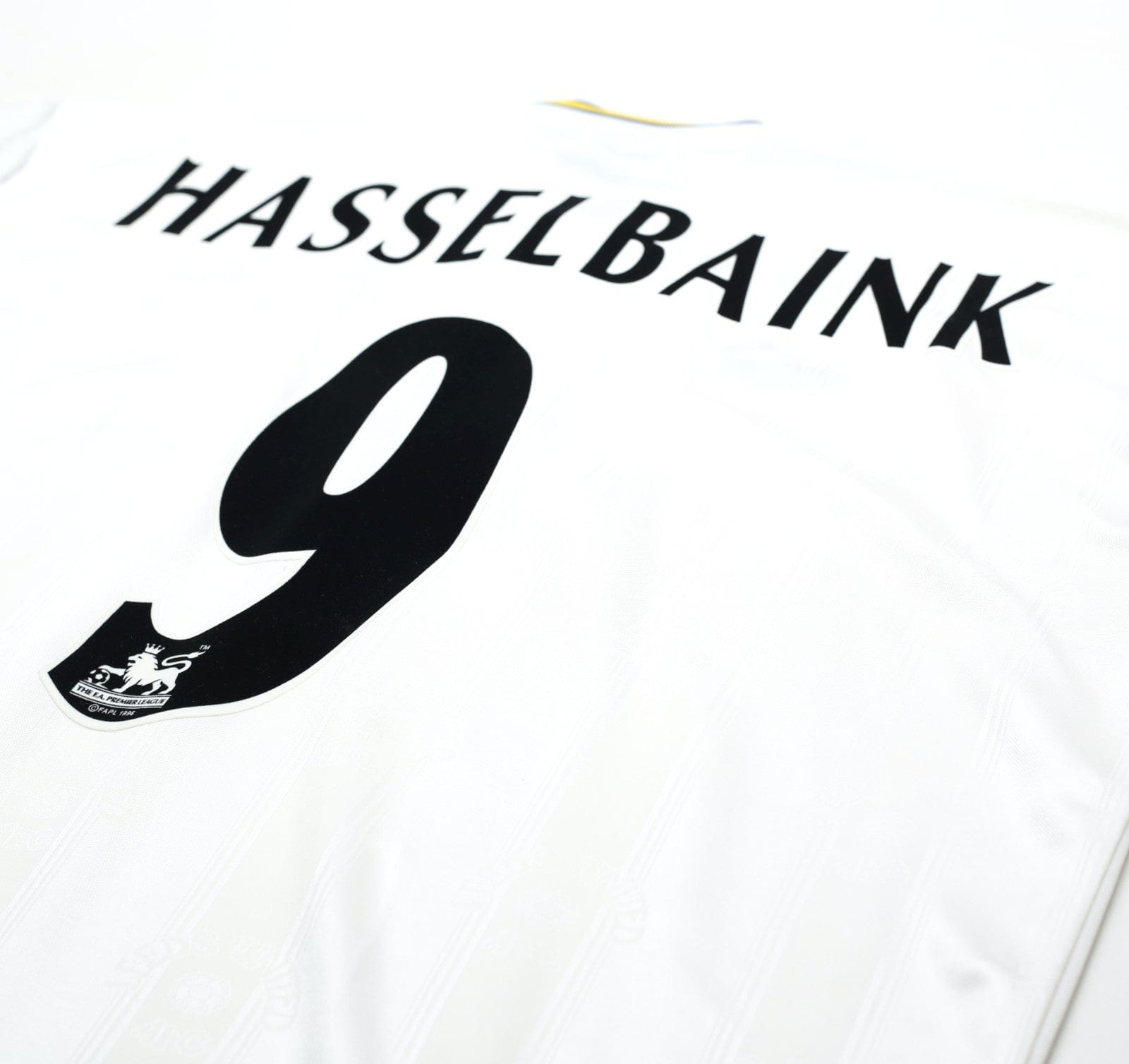 1996/98 HASSELBAINK #9 Leeds United Vintage PUMA Home Football Shirt (L)