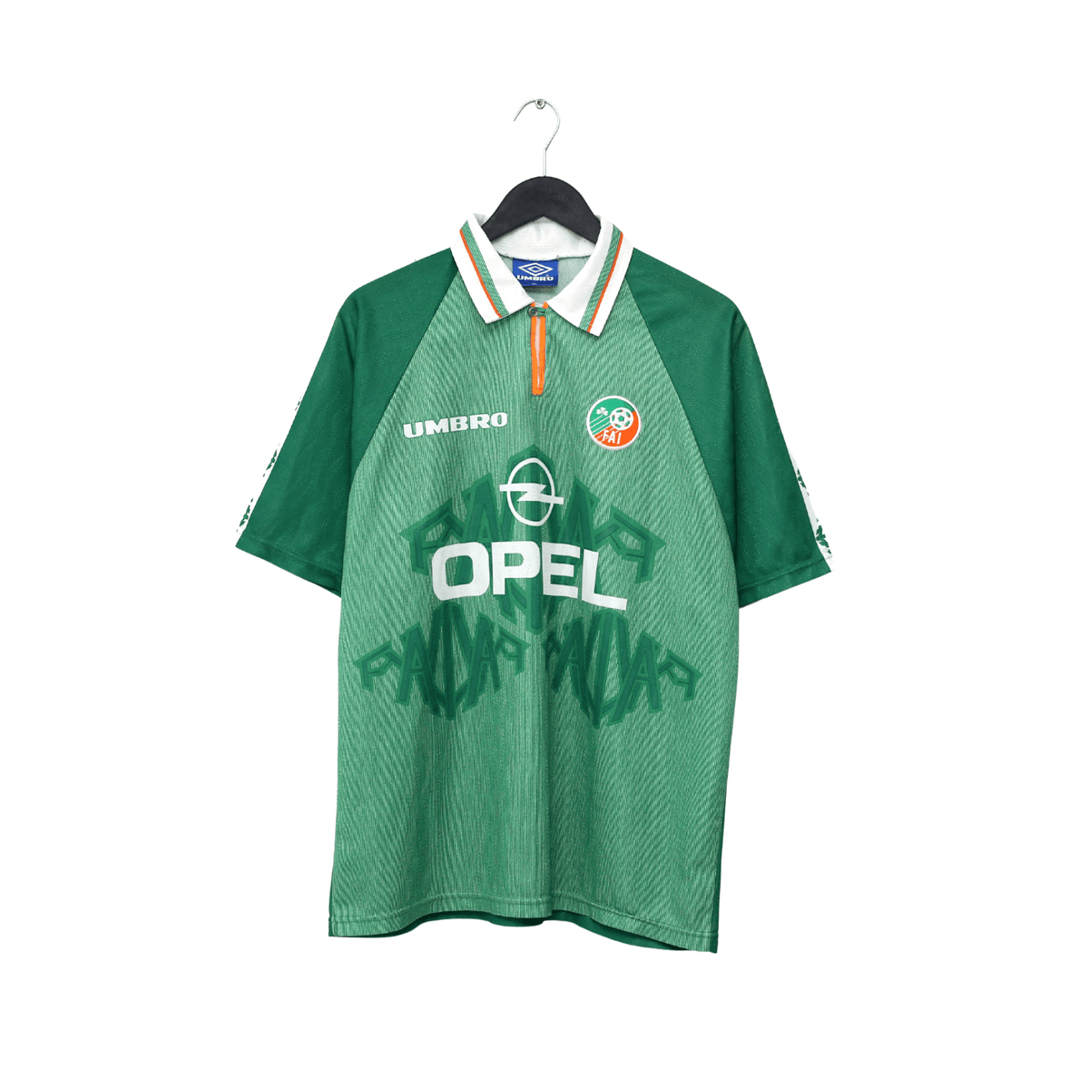 1996/98 KEANE #6 Ireland Vintage Umbro Home Football Shirt (L)