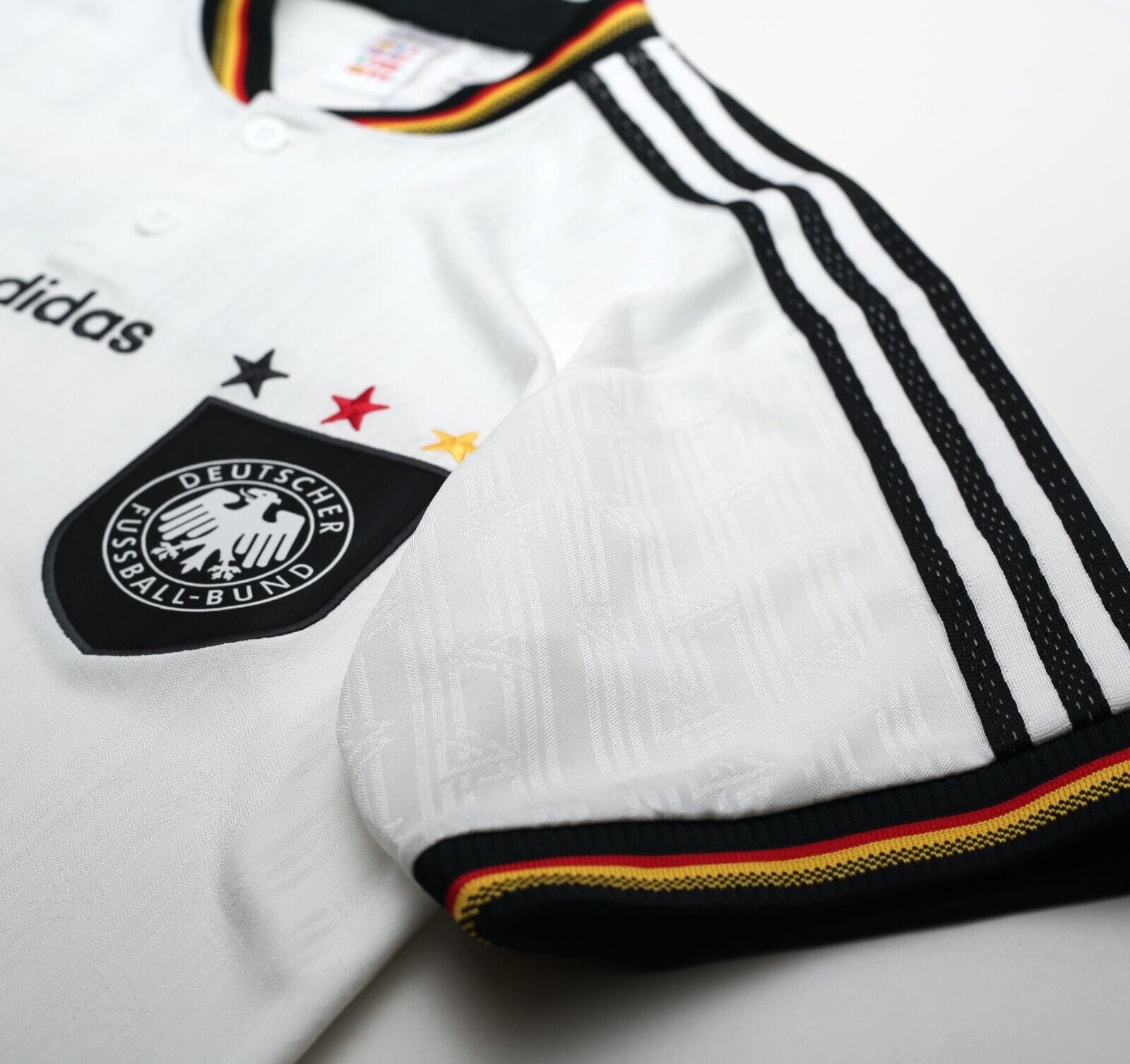 1996/98 MOLLER #7 Germany Retro adidas Originals Home Football Shirt (M) Euro 96