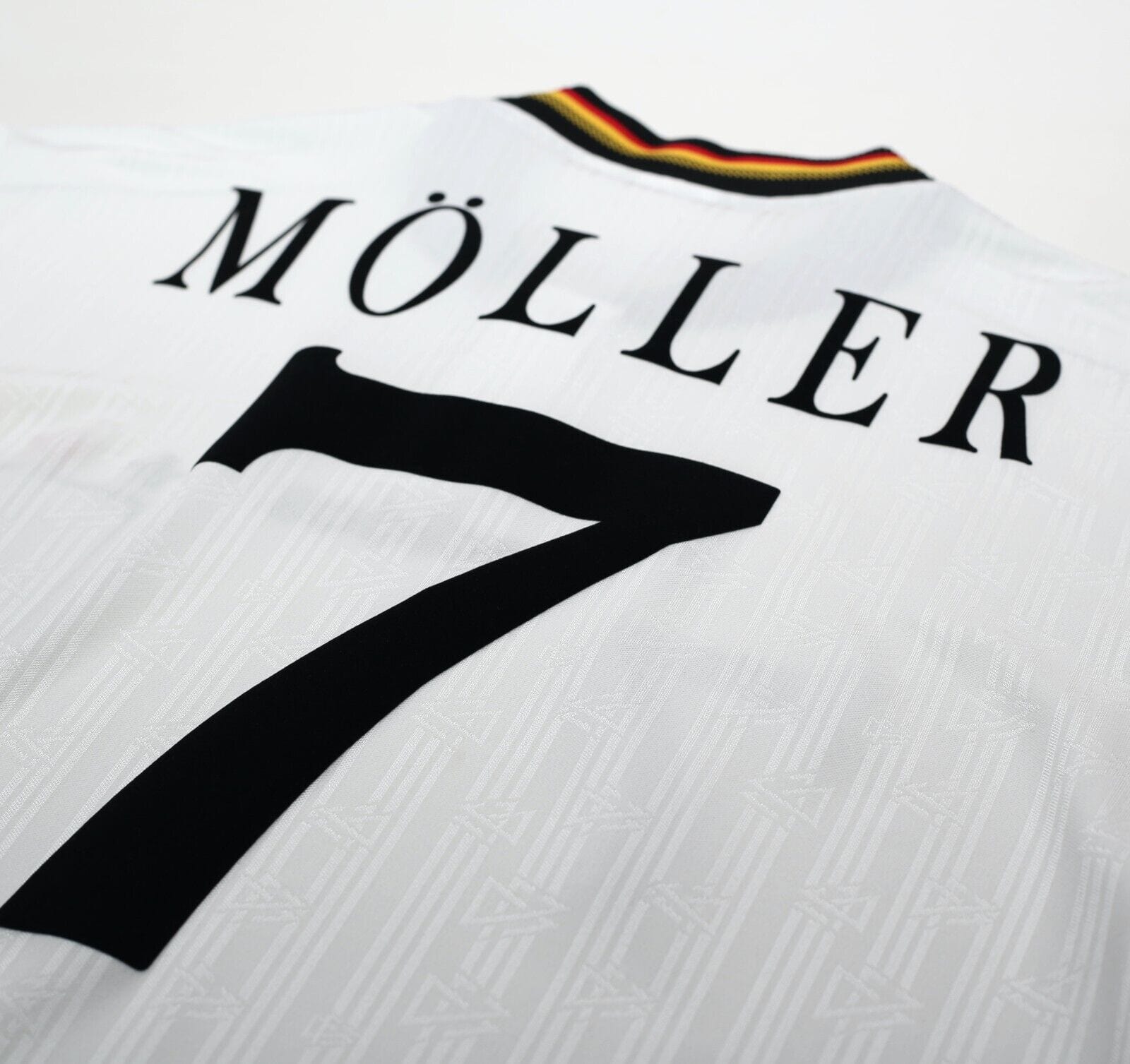 1996/98 MOLLER #7 Germany Retro adidas Originals Home Football Shirt (M) Euro 96