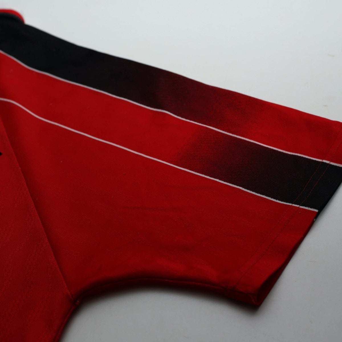 1996/98 Pearce #3 Nottingham Forest Vintage Umbro Home Football Shirt (M)