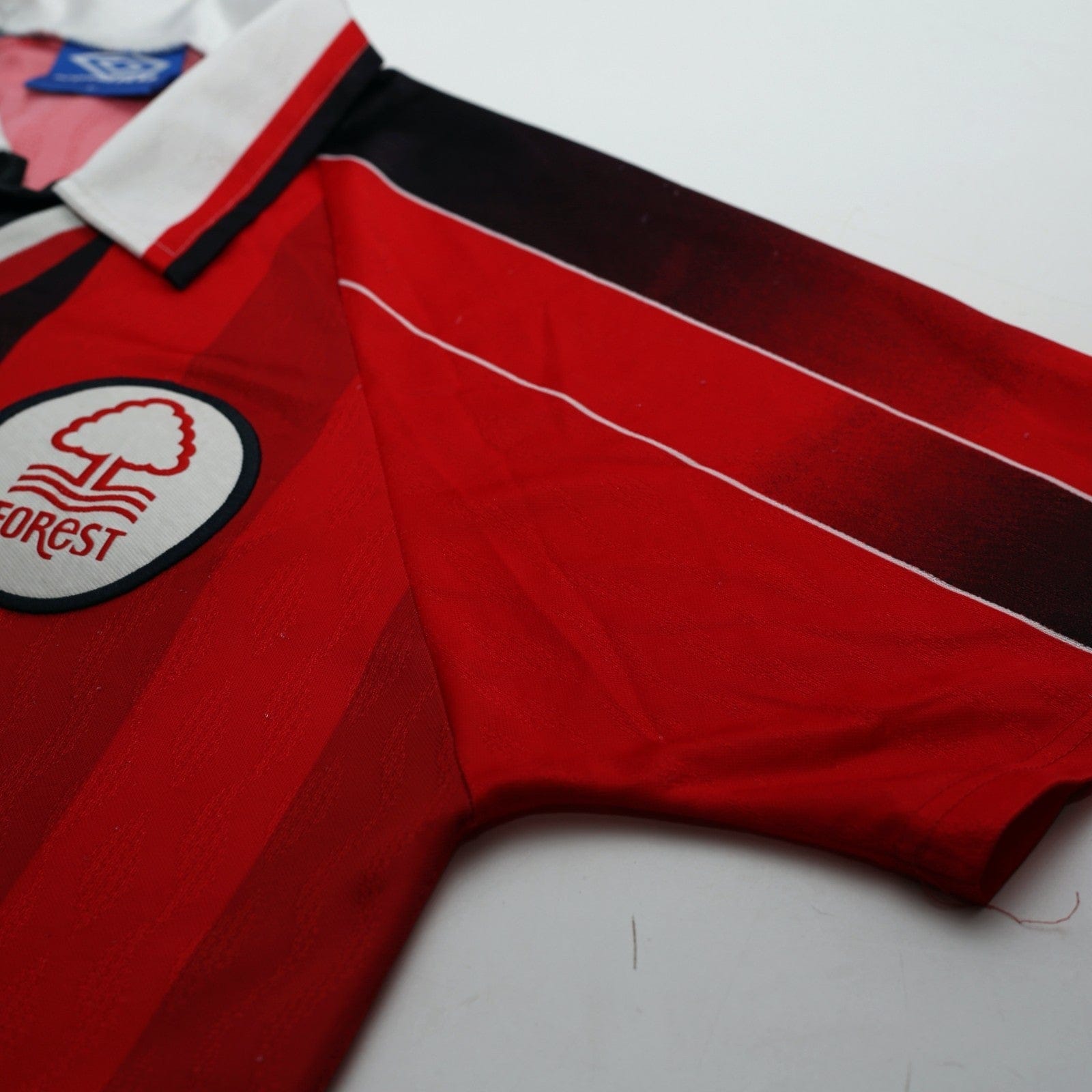1996/98 Pearce #3 Nottingham Forest Vintage Umbro Home Football Shirt (M)