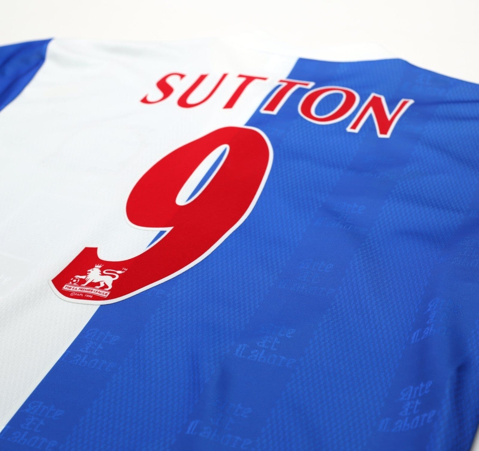 1996/98 SUTTON #9 Blackburn Rovers Vintage ASICS Home Football Shirt (L)