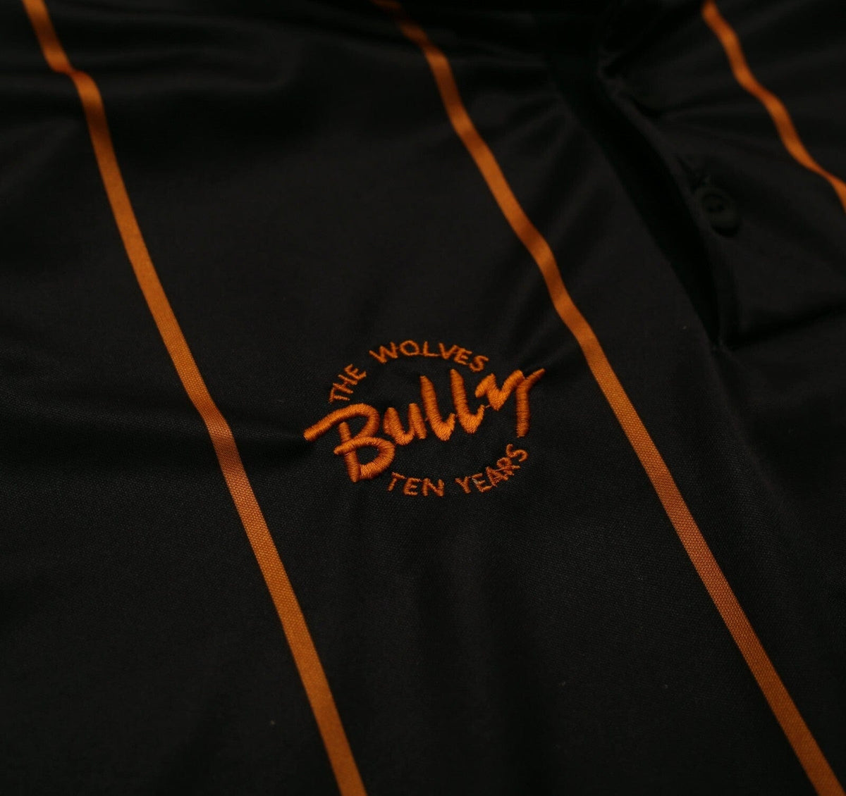 1996 'BULLY' Wolverhampton Wanderers Vintage Mizuno Football Shirt (L)