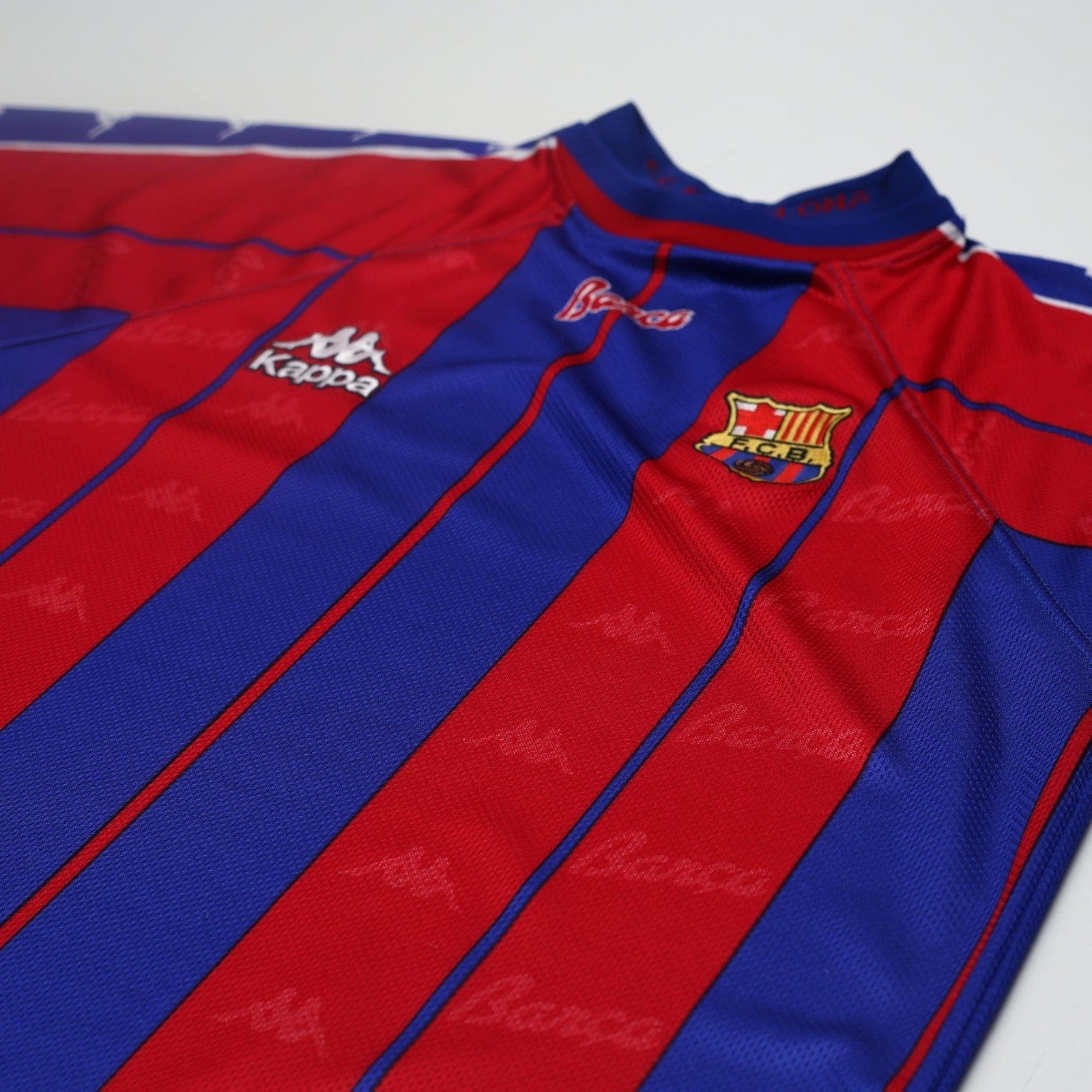 1997/98 Barcelona Vintage Kappa Home Football Shirt (M/L)