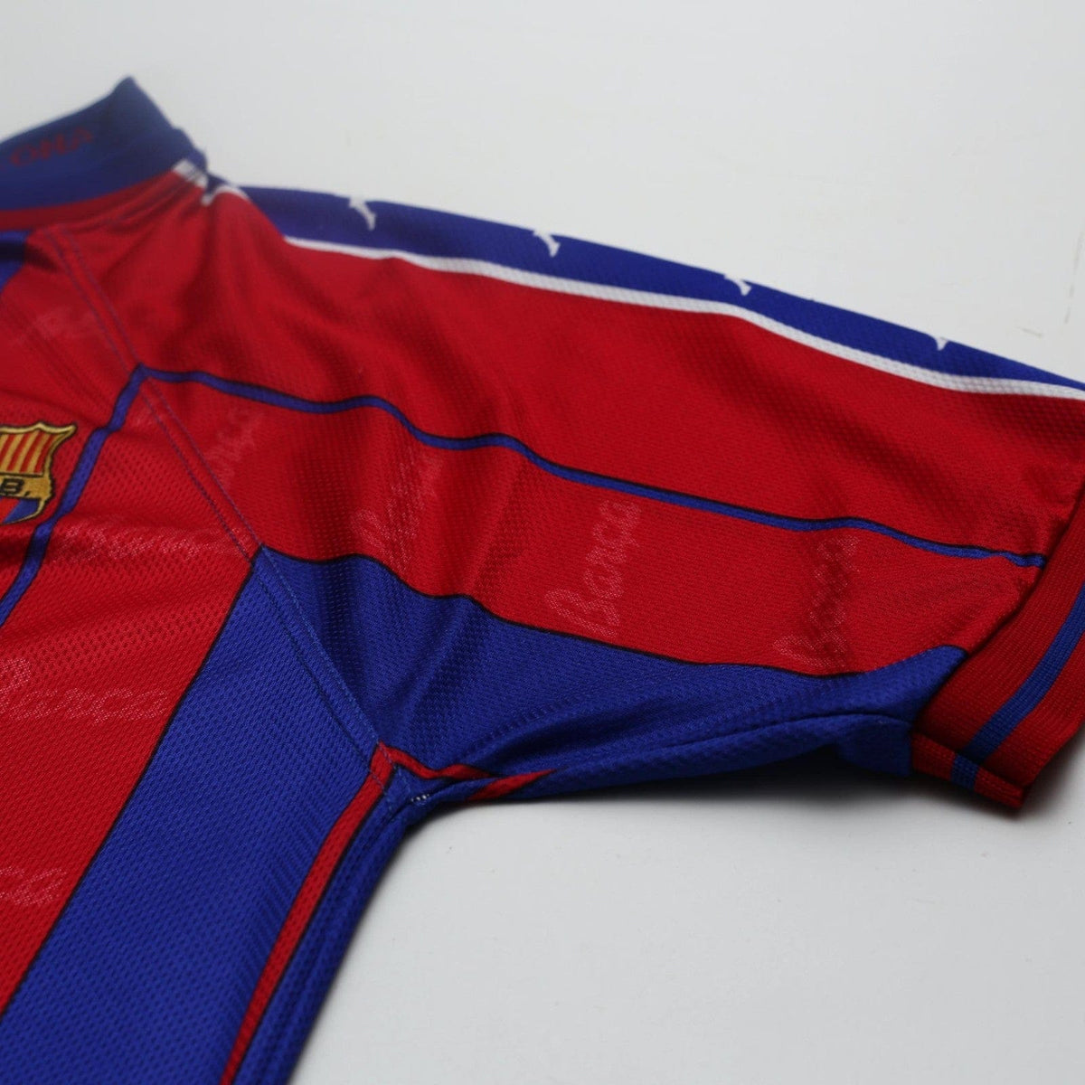 1997/98 Barcelona Vintage Kappa Home Football Shirt (M/L)