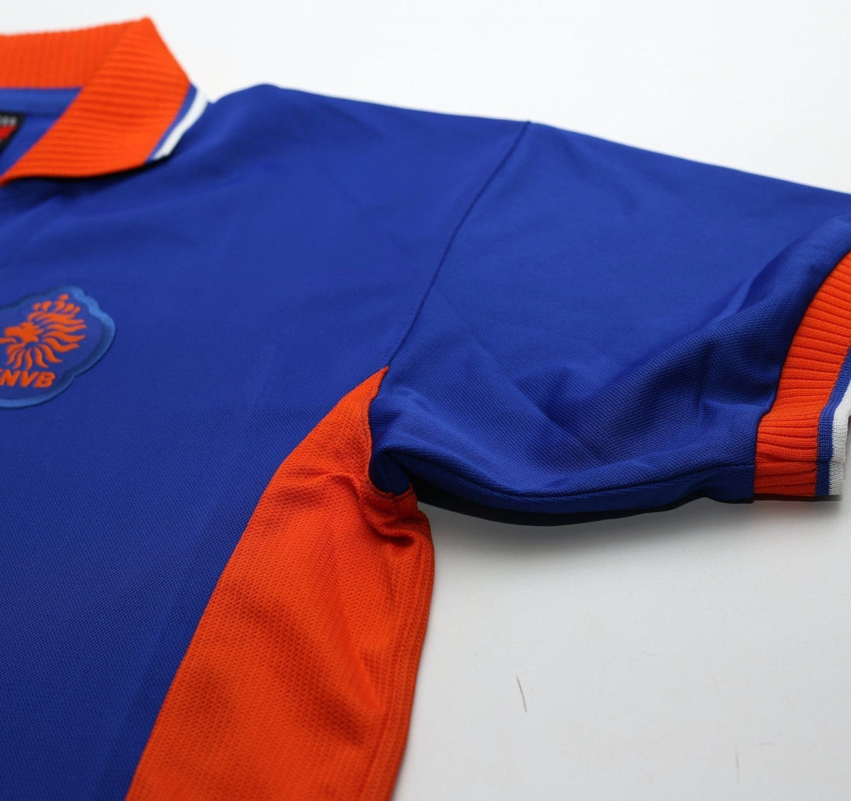 1997/98 BERGKAMP #8 Holland Vintage Nike Away Football Shirt (L) Netherlands